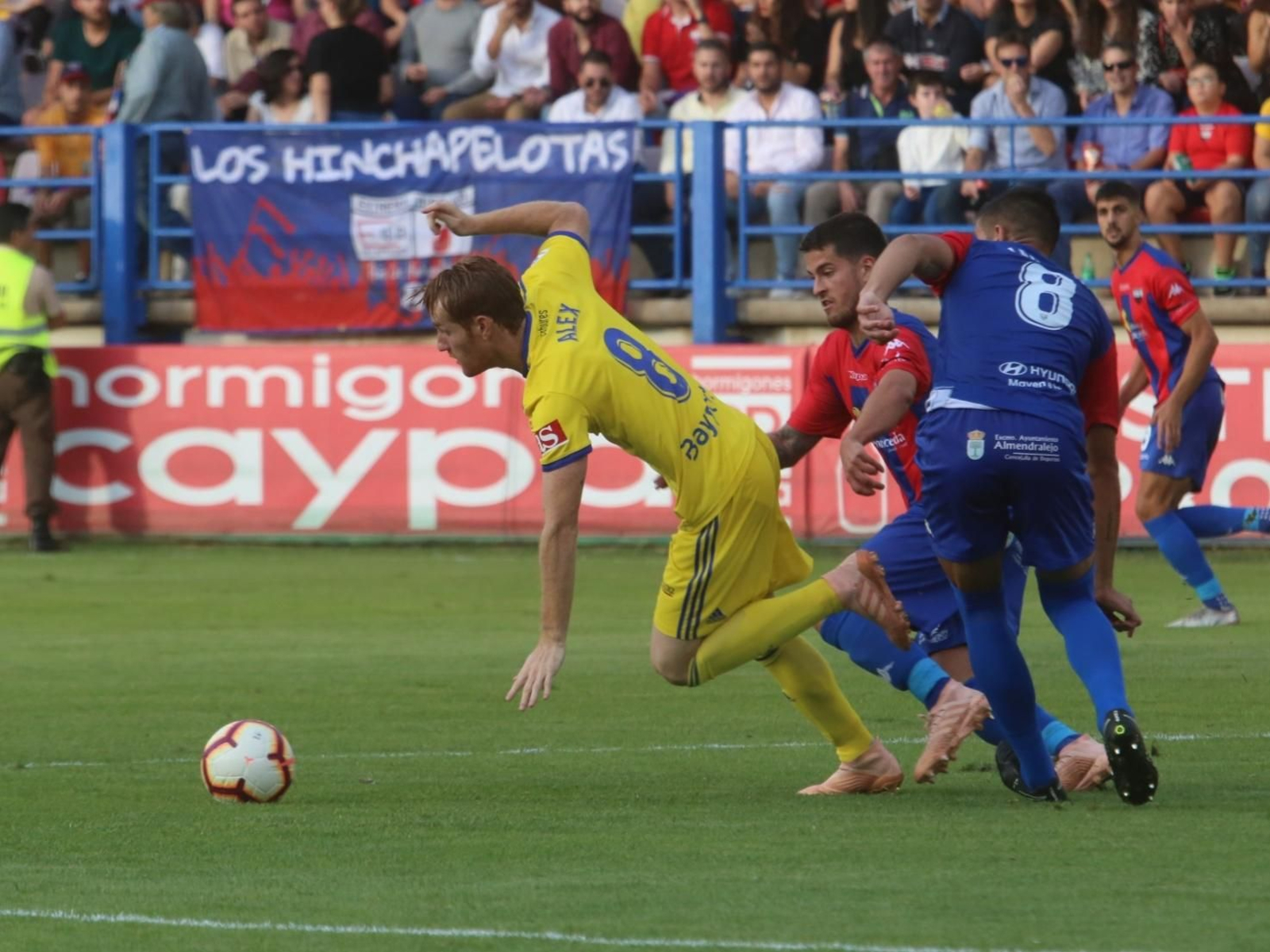 Álex Fernández, durante el partido contra el Extremadura