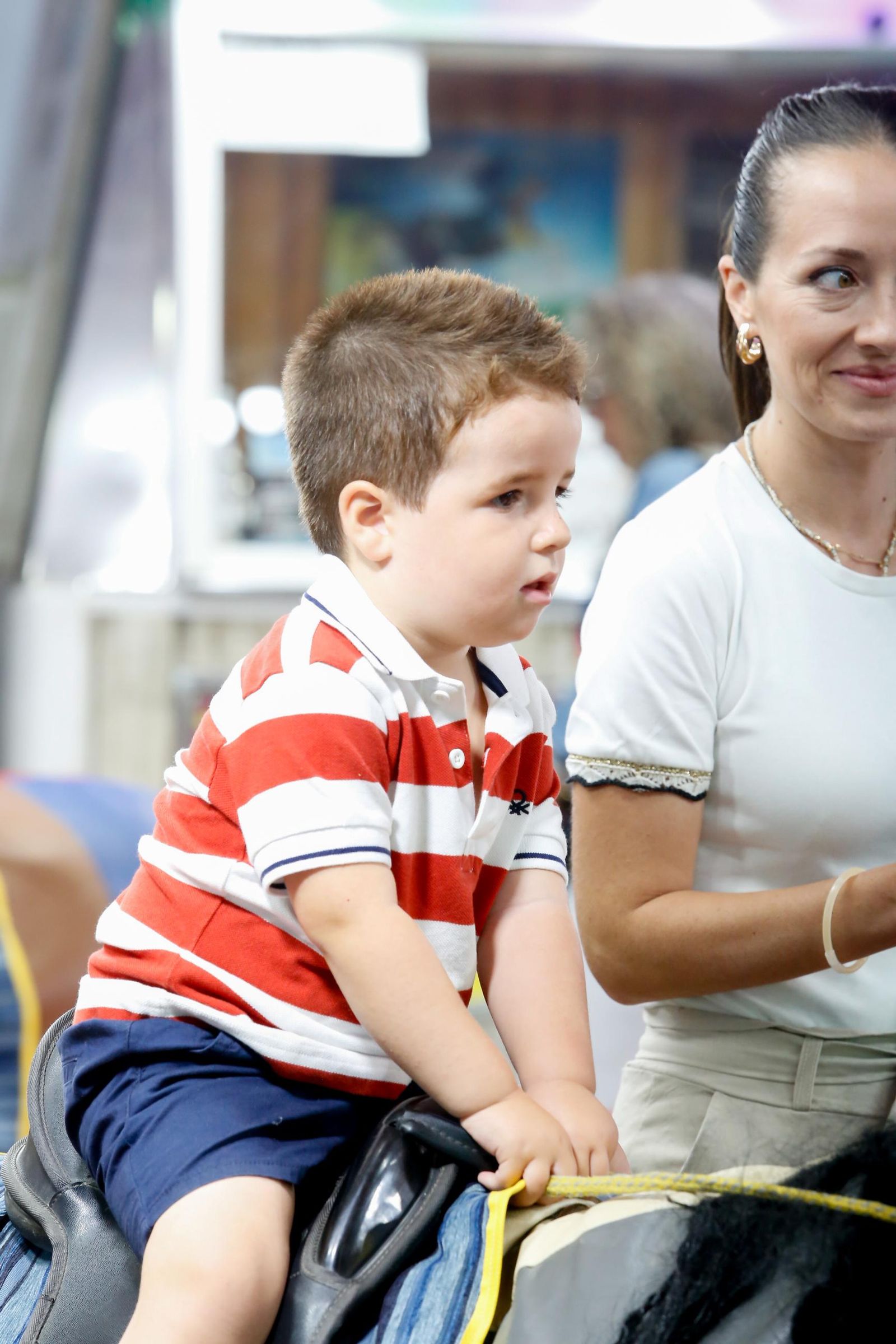 Búscate en las fotos del lunes en la Feria de La Línea