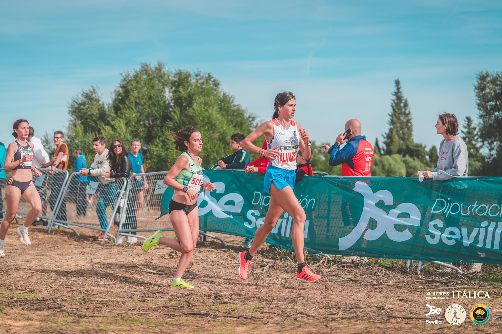 Búscate en las fotos del Cross de Itálica 2025 | 11