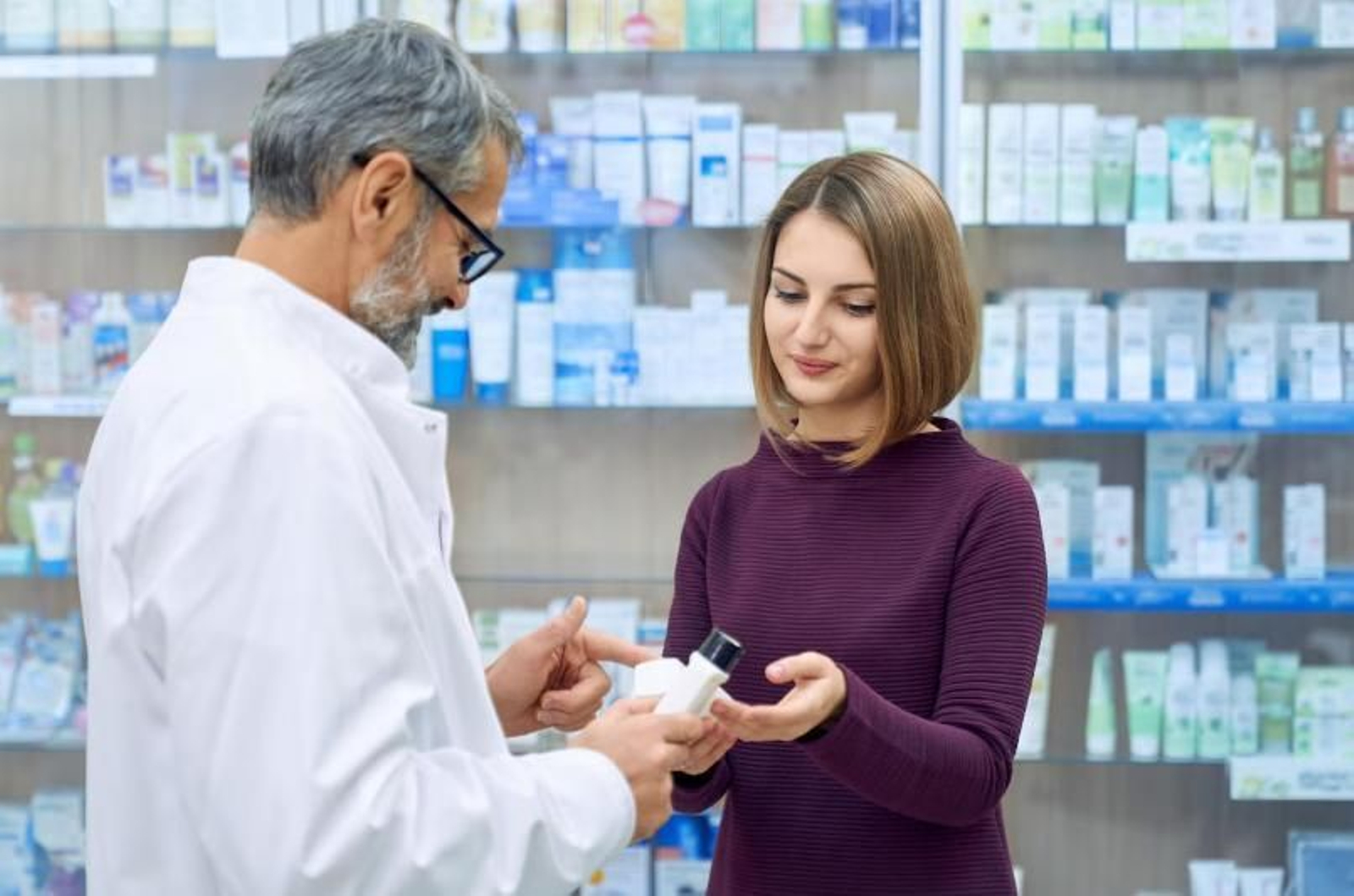 ¿Por qué comprar suplementos en una parafarmacia como Dietéticacentral.com?