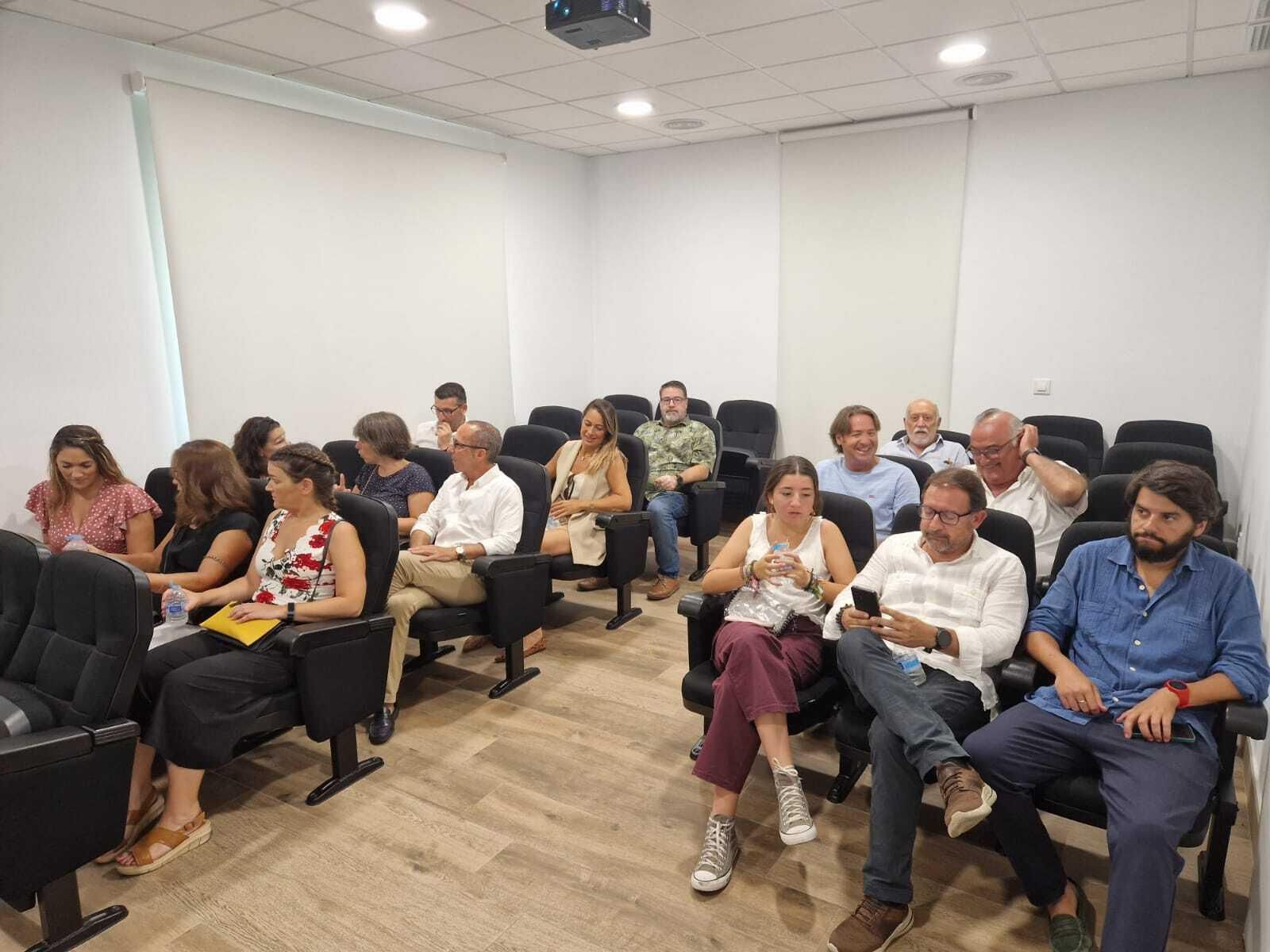 Páez Morilla inaugura una nueva edición de 'Turismo y Bodegas'