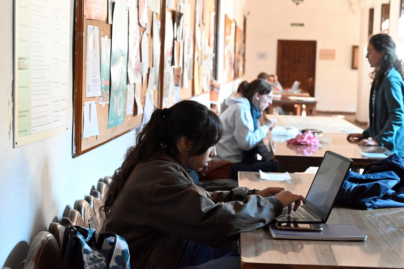 Las mejores imágenes de la Facultad de Filosofía y Letras de la Universidad de Córdoba Las mejores imágenes de la Facultad de Filosofía y Letras de la Universidad de Córdoba