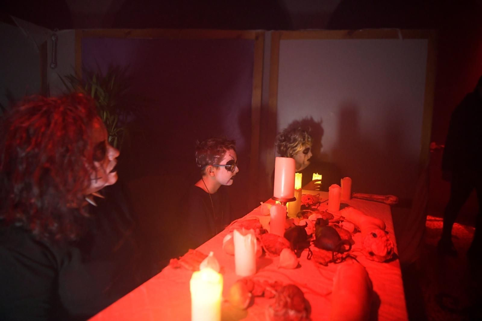 Granada disfruta de la noche de Halloween, en imágenes