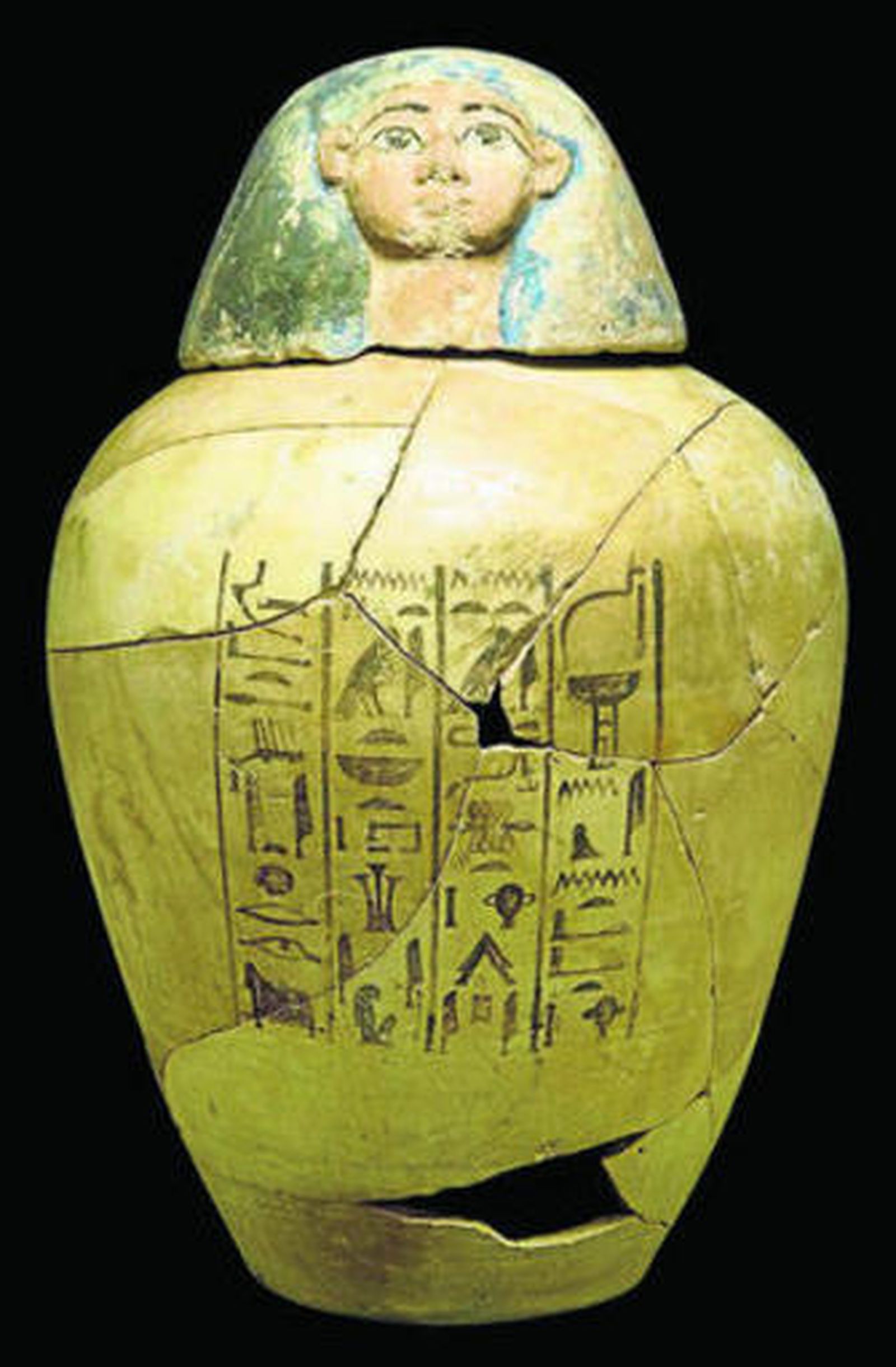 Estatuillas llamadas shabtis. A la izqda., vaso canopo, donde se guardaban las vísceras del difunto. Y la tumba intacta de un arquero de hace 4.000 años.