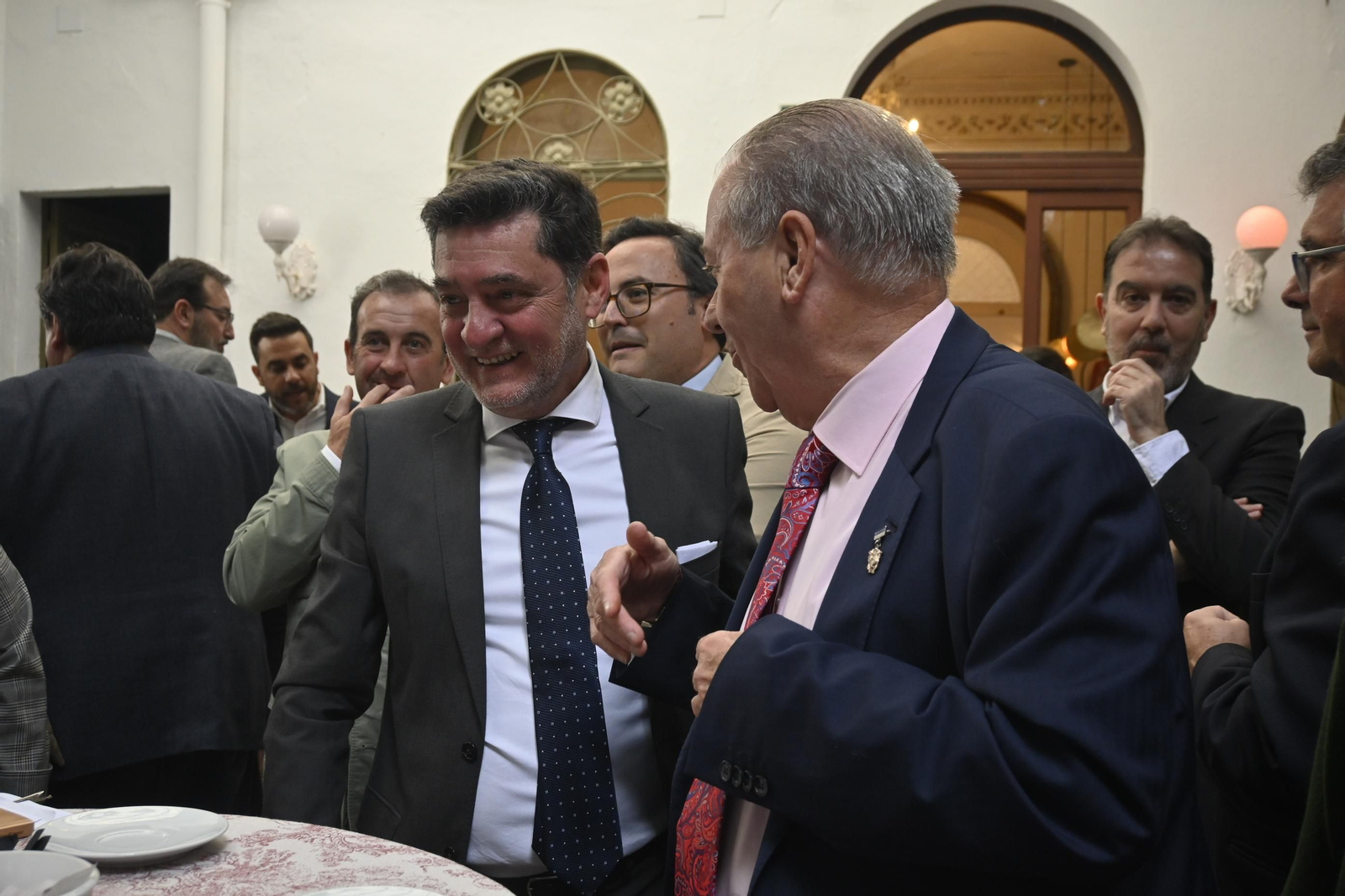 Ambiente en la presentación de la Guía de la Semana Santa de Huelva, en imágenes
