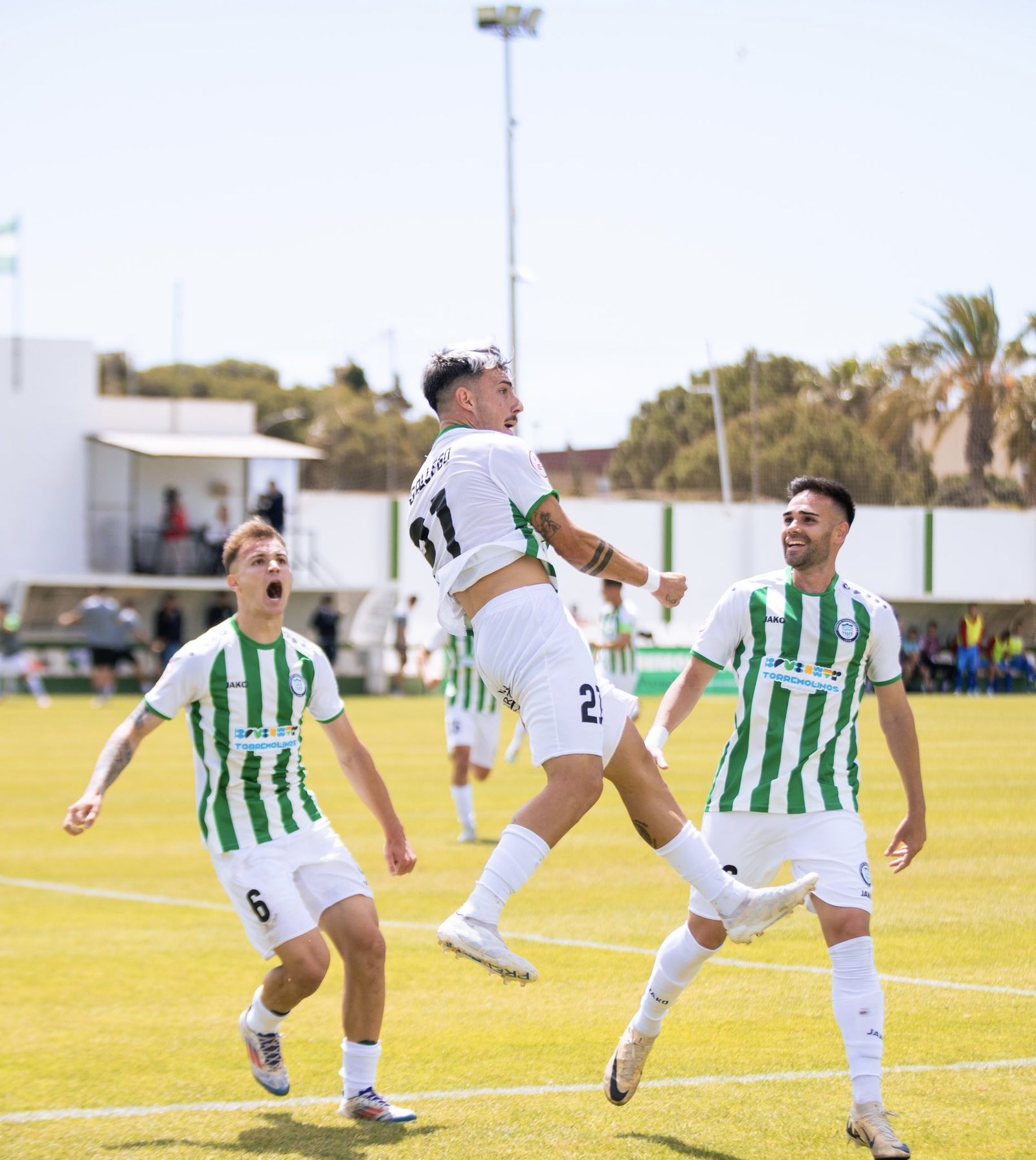 ¡Histórico ascenso del Torremolinos a Primera RFEF!