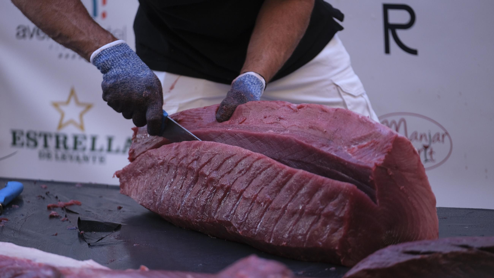 El ronqueo del atún de Almadraba en el Espacio Gastronómico Tony García, en imágenes