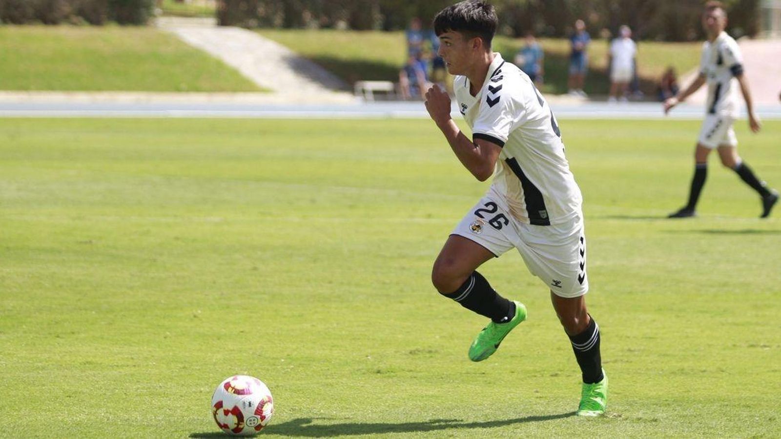 Álex Cantera, en su primer partido con la Balona en Segunda Federación