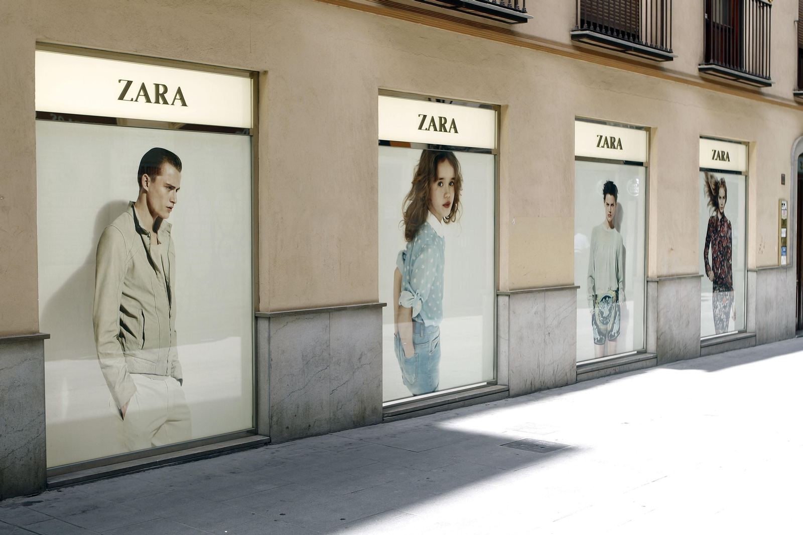 Una de las tiendas de Zara de la capital.