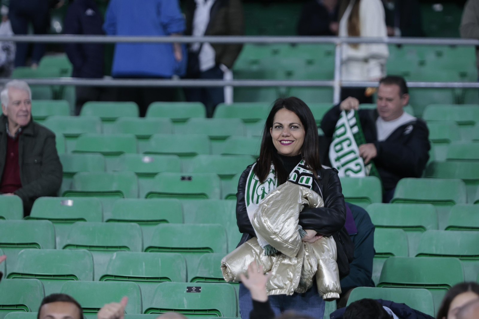 Búscate en las gradas del Villamarín