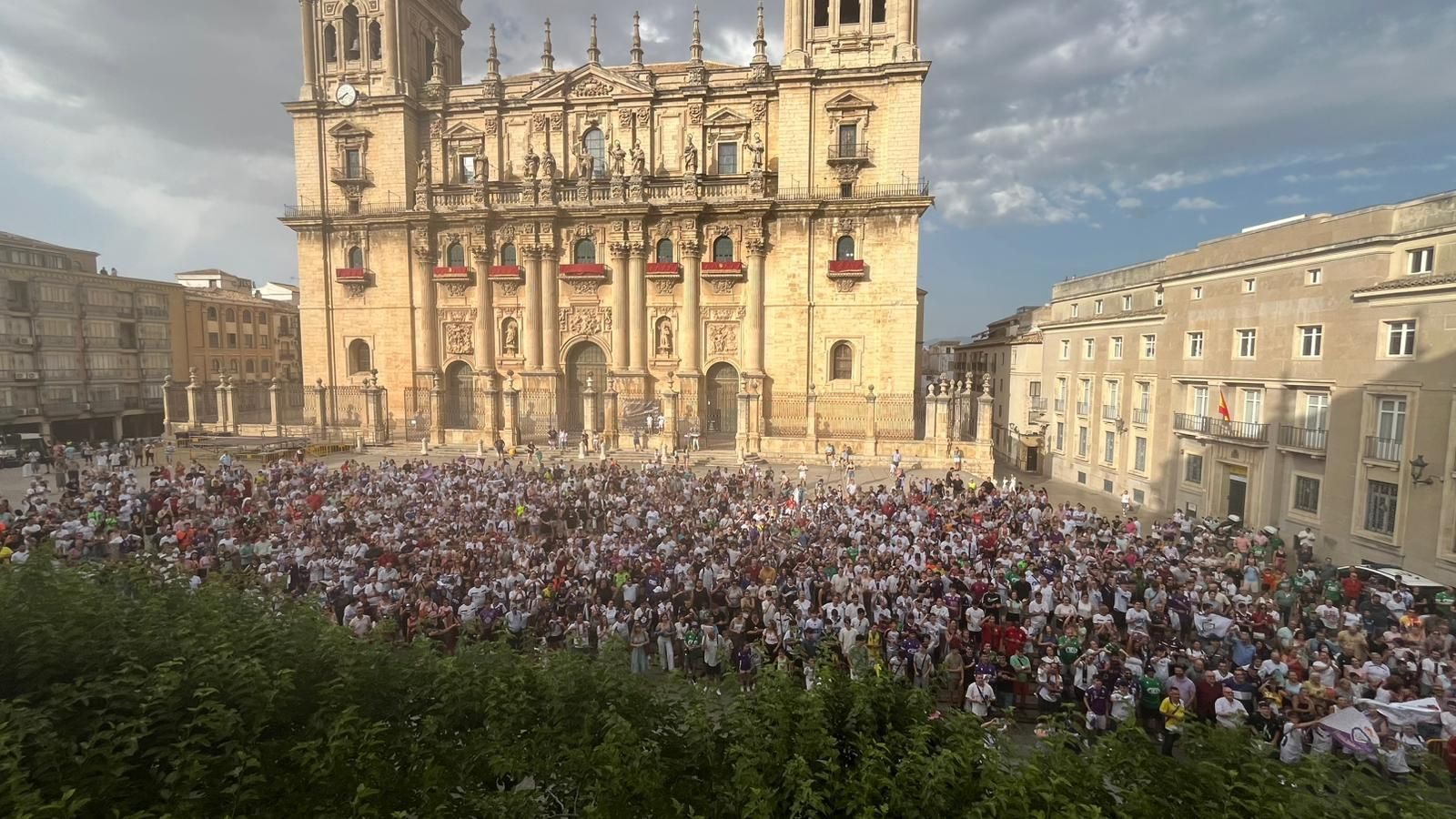 Asi está la Plaza de Santa María. Asi está la Plaza de Santa María.