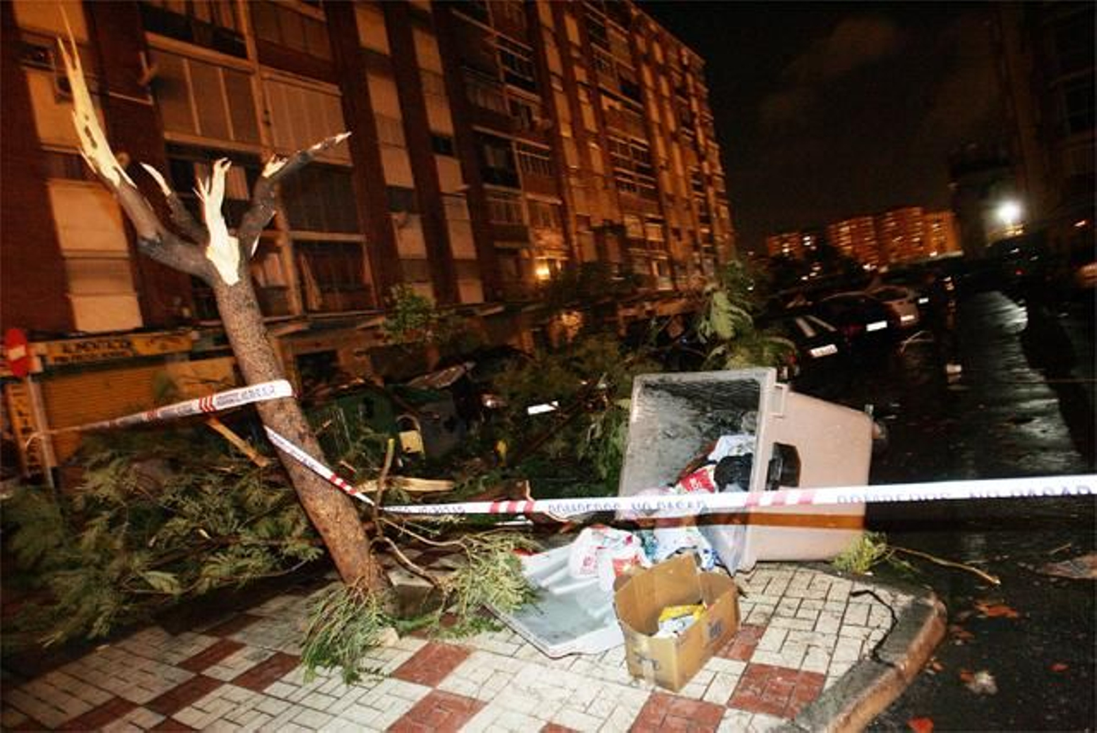 Las fotos del tornado de San Andrés en Málaga en 2009