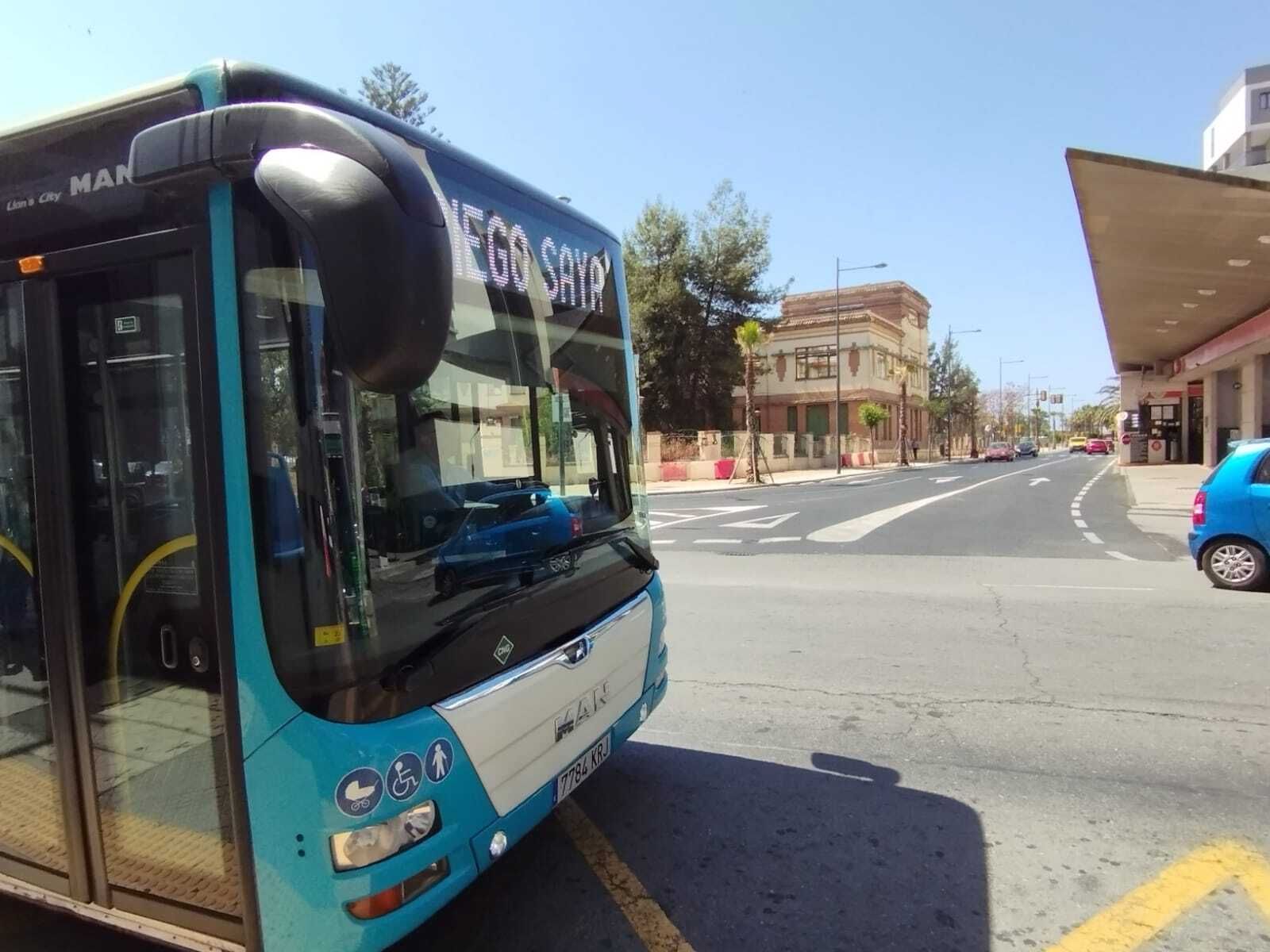Elecciones Municipales Huelva 2023: Gabriel Cruz apuesta por una mobilidad sostenible con ayudas al taxi y carril bici