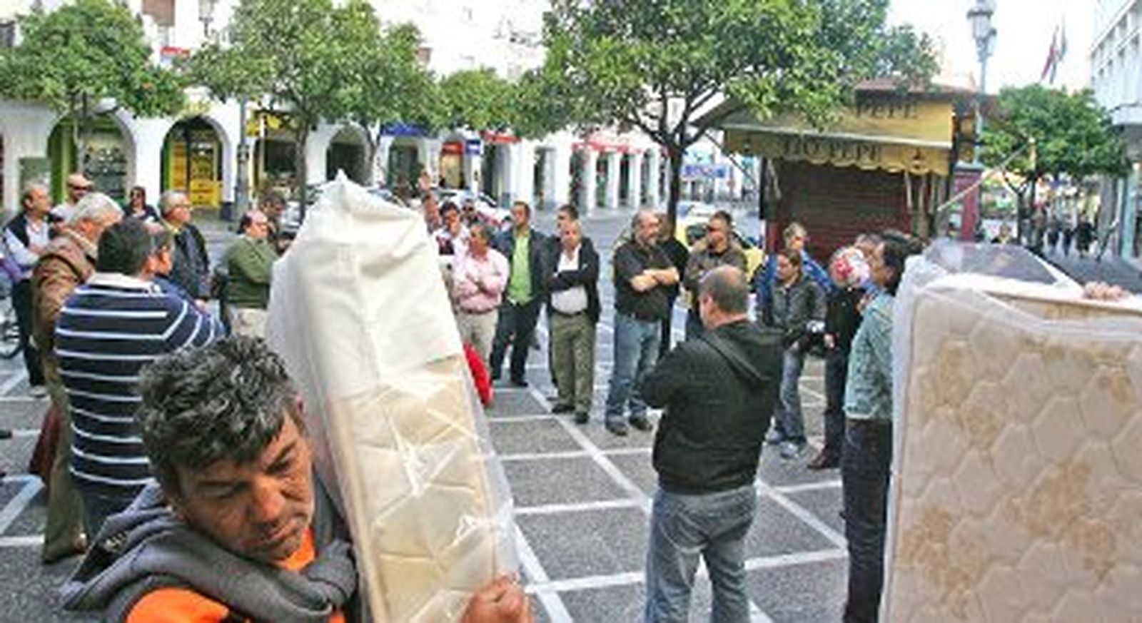 CGT se va de San Francisco para "no quemar todas las naves"