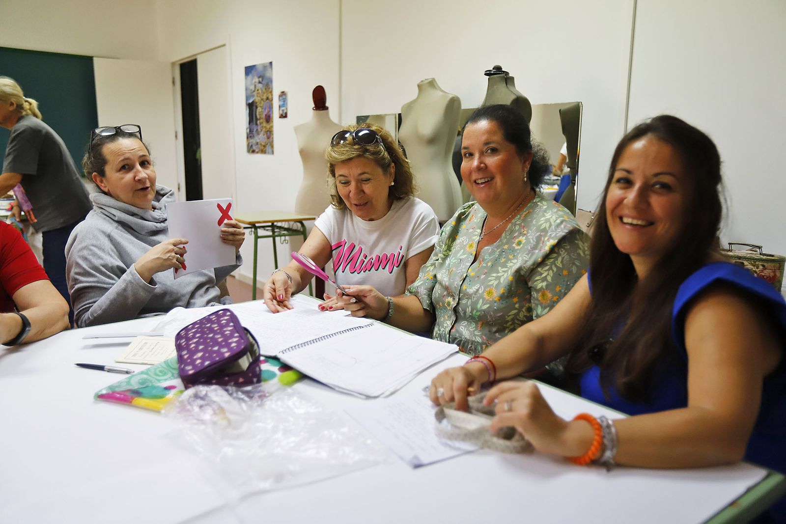 Inauguración del curso 2023-2024 del programa municipal Cultura en Los Barrios