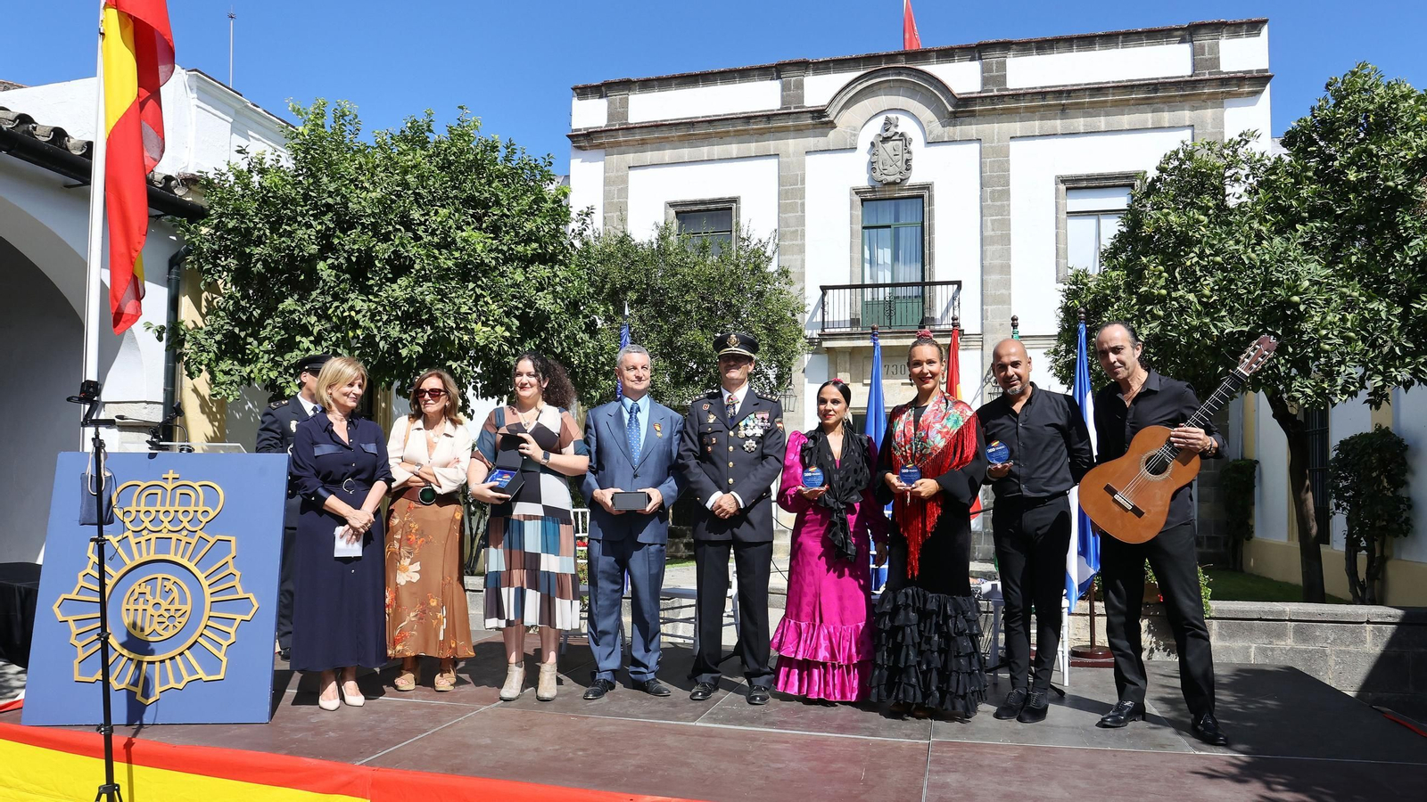 Imágenes del Día de la Policía Nacional en las Bodegas Fundador de Jerez