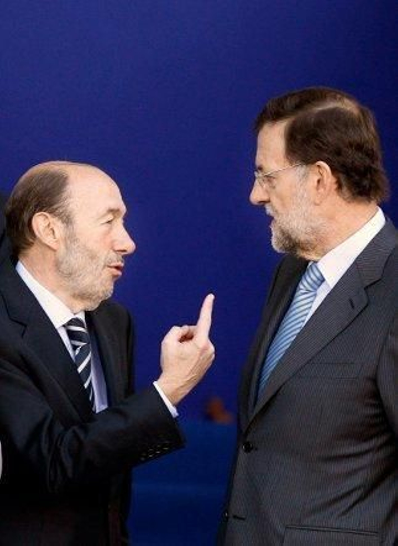 El CIS augura una histórica mayoría absoluta para el PP