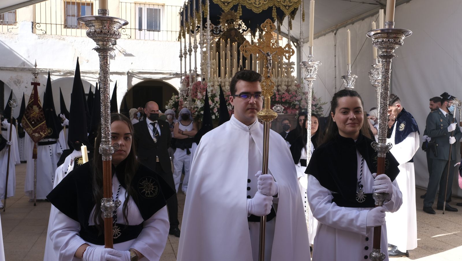 Fotogalería de la procesión de La Estrella. Semana Santa de Almería 2022.
