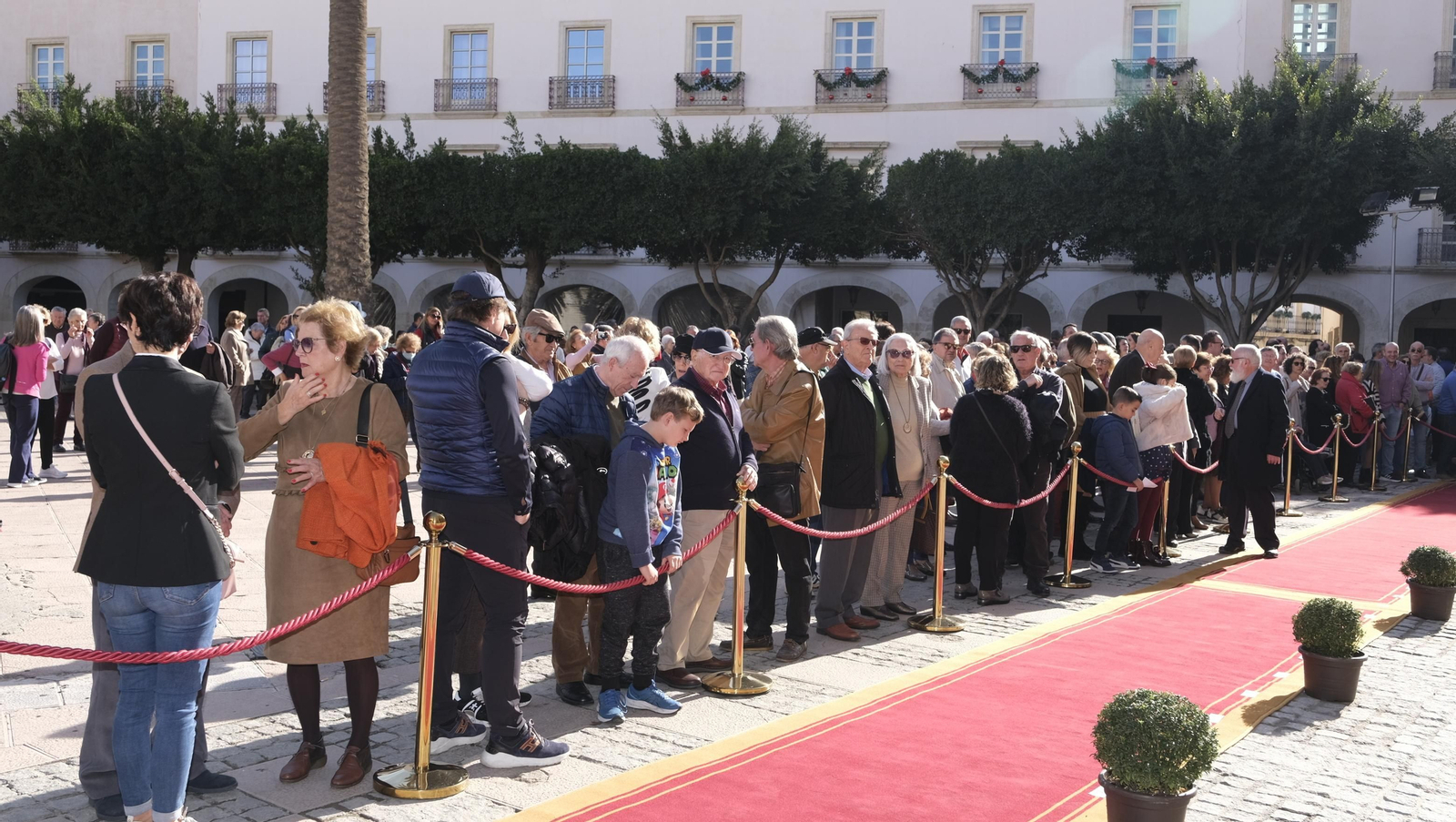 Imágenes de la celebración del Día del Pendón en Almería