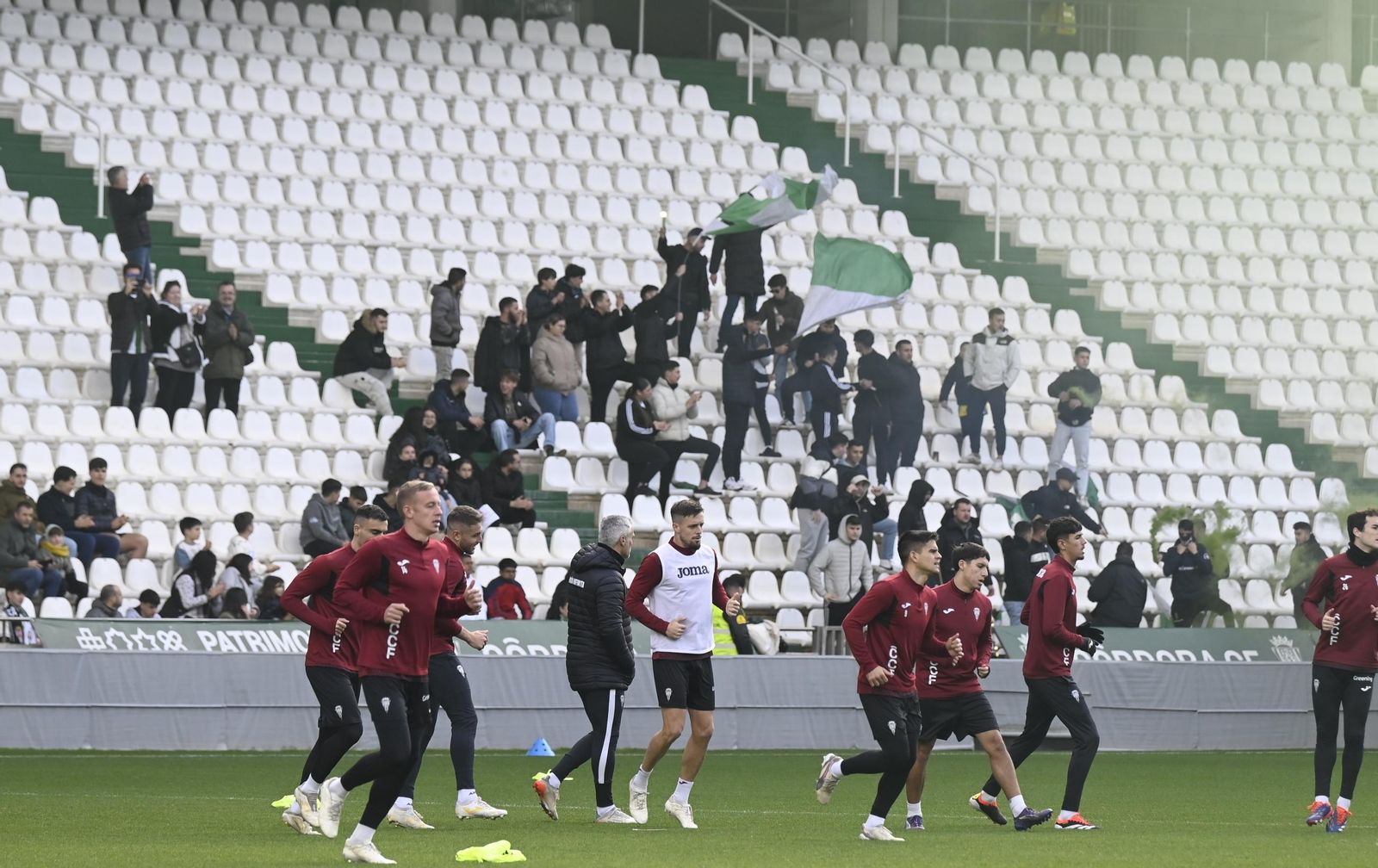 Las mejores fotos del entrenamiento a puerta abierta del Córdoba CF por el Día de Reyes