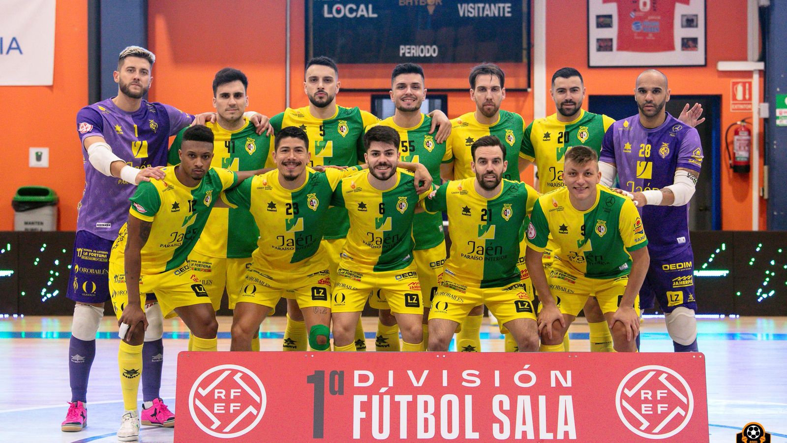 Formación del Jaén Paraíso Interior FS en tierras gallegas.