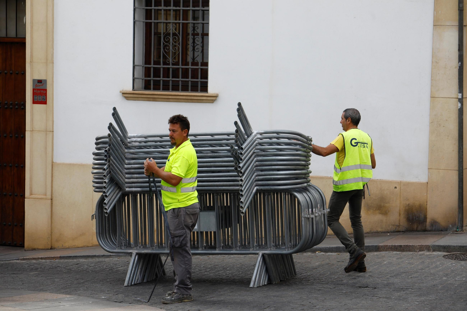 El inicio las obras de la calle Alfaros, en imágenes