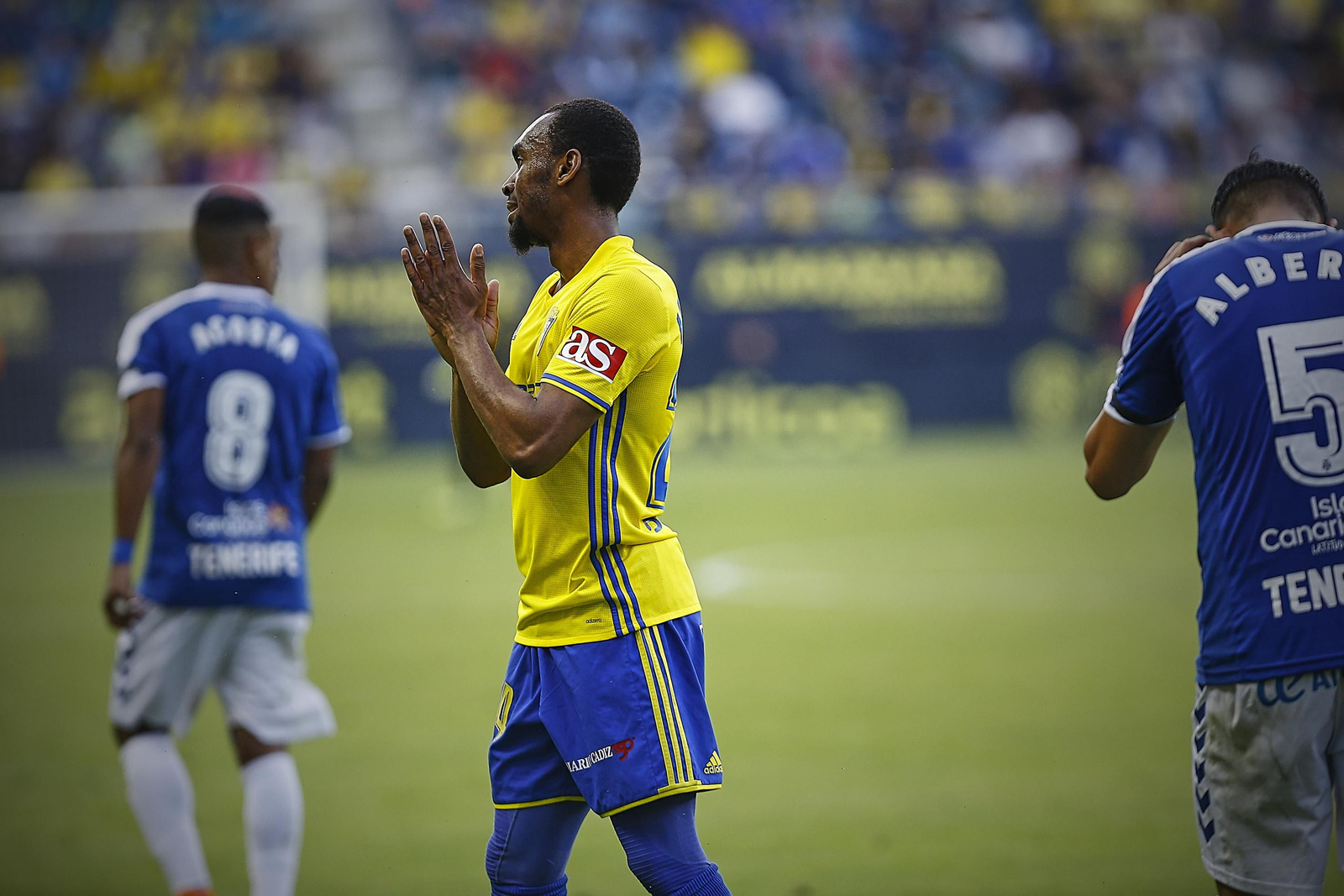 Imágenes del partido Cádiz C.F. - C.D. Tenerife
