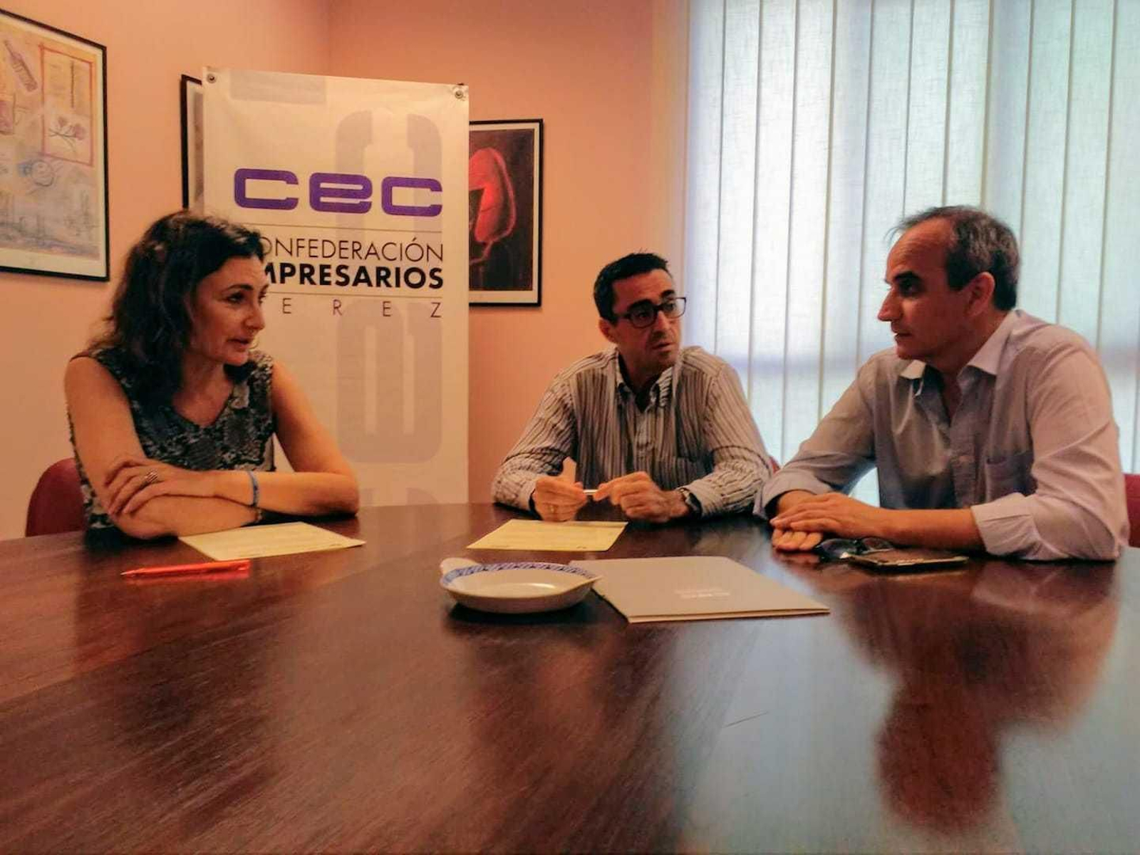 Firma del acuerdo entre la CEC y Upacesur.