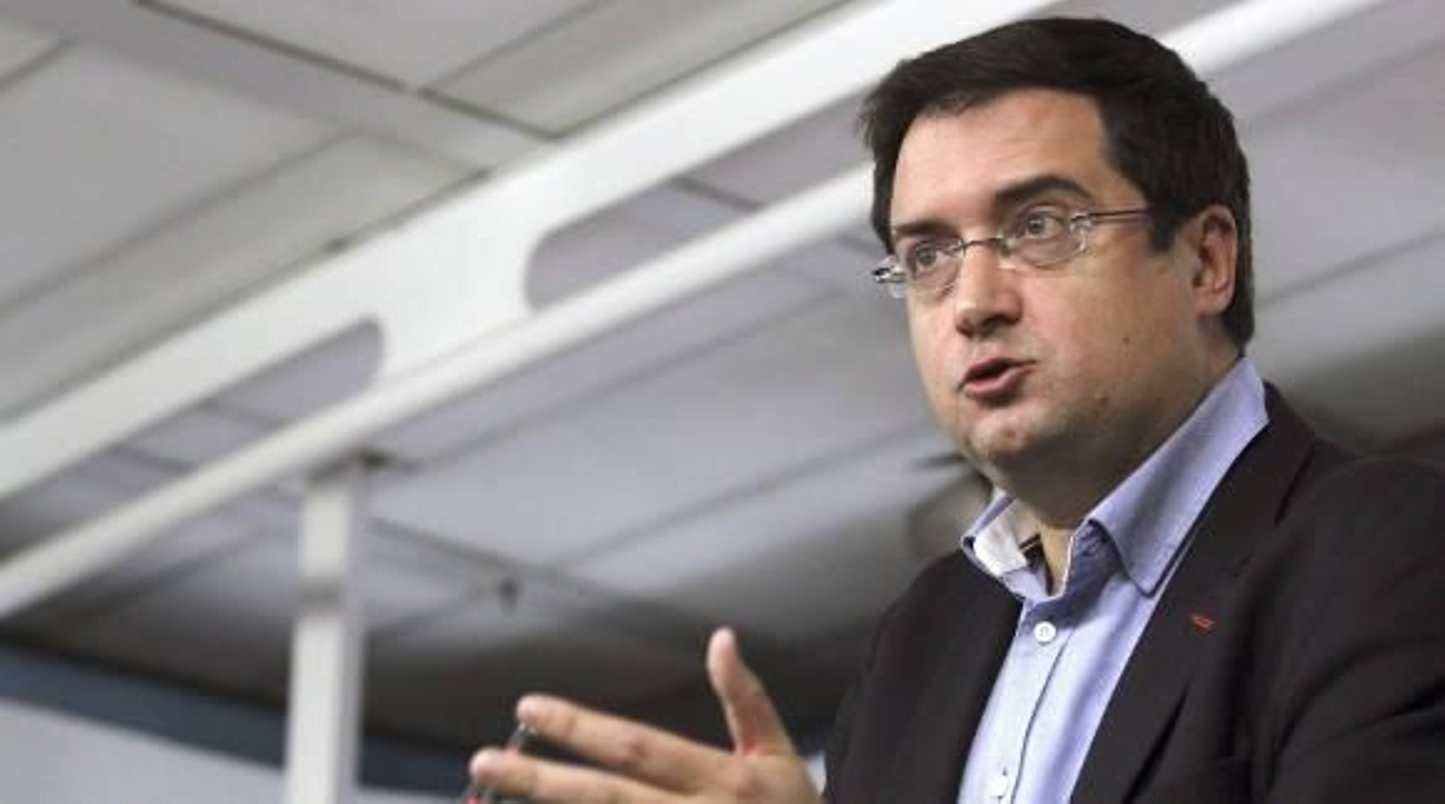 El PSOE "no torpedeará" el diálogo PP-C's, pero mantendrá su rechazo a Rajoy