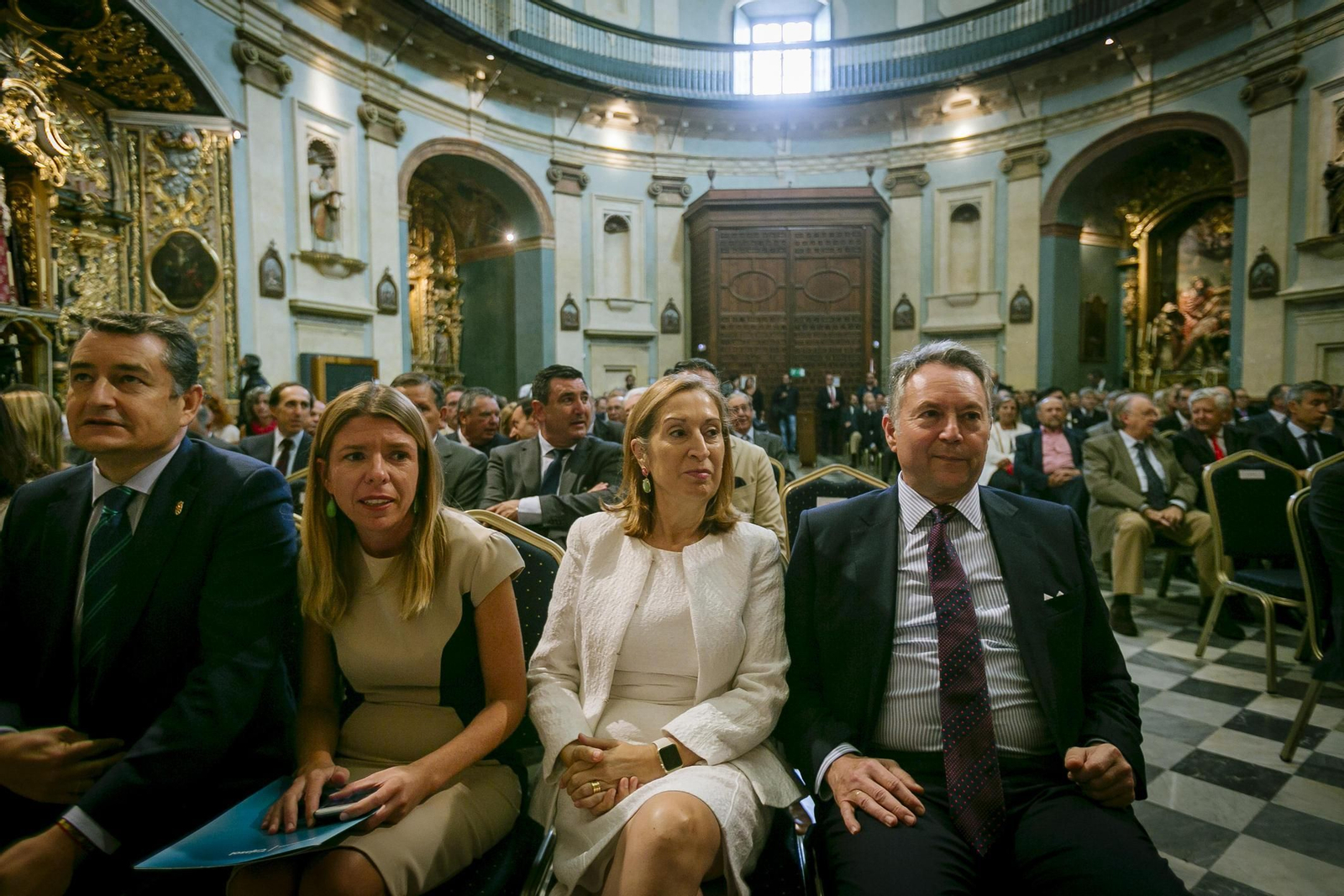 Antonio Sanz, María del Mar Díez y Ana Pastor, en el Oratorio.
