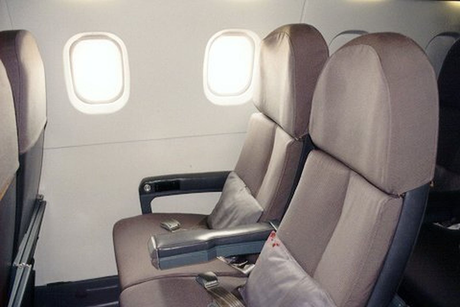 Dejar asientos libres en los aviones reduce el riesgo de contagio del Covid