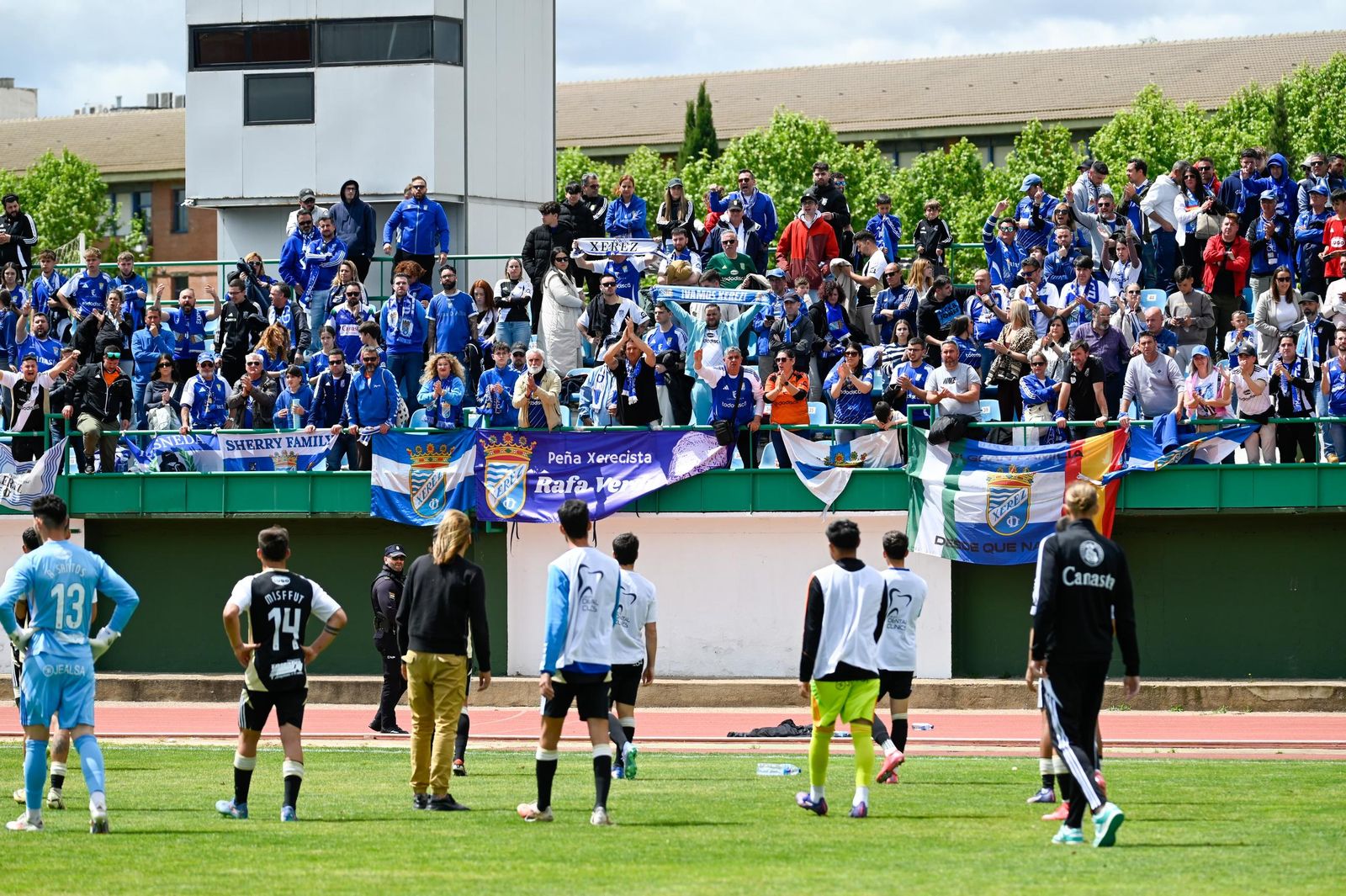 La derrota del Xerez CD en el Romero Cuerda ante el Villanovense en imágenes