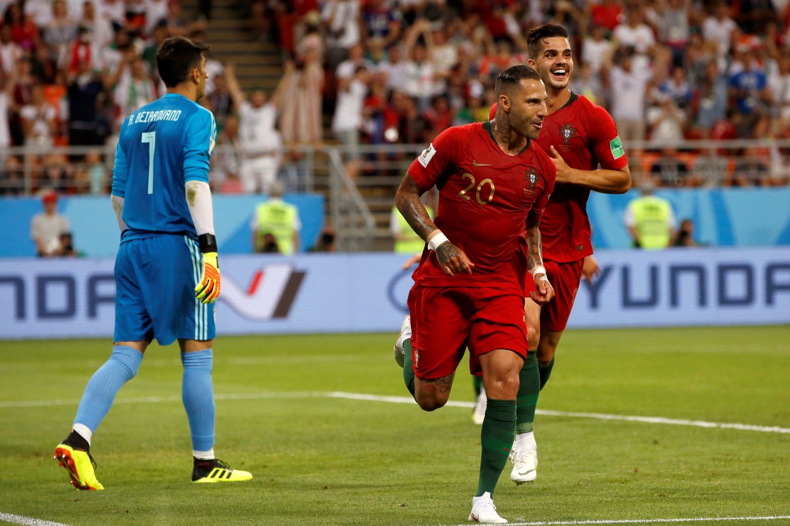 Las imágenes del Irán-Portugal