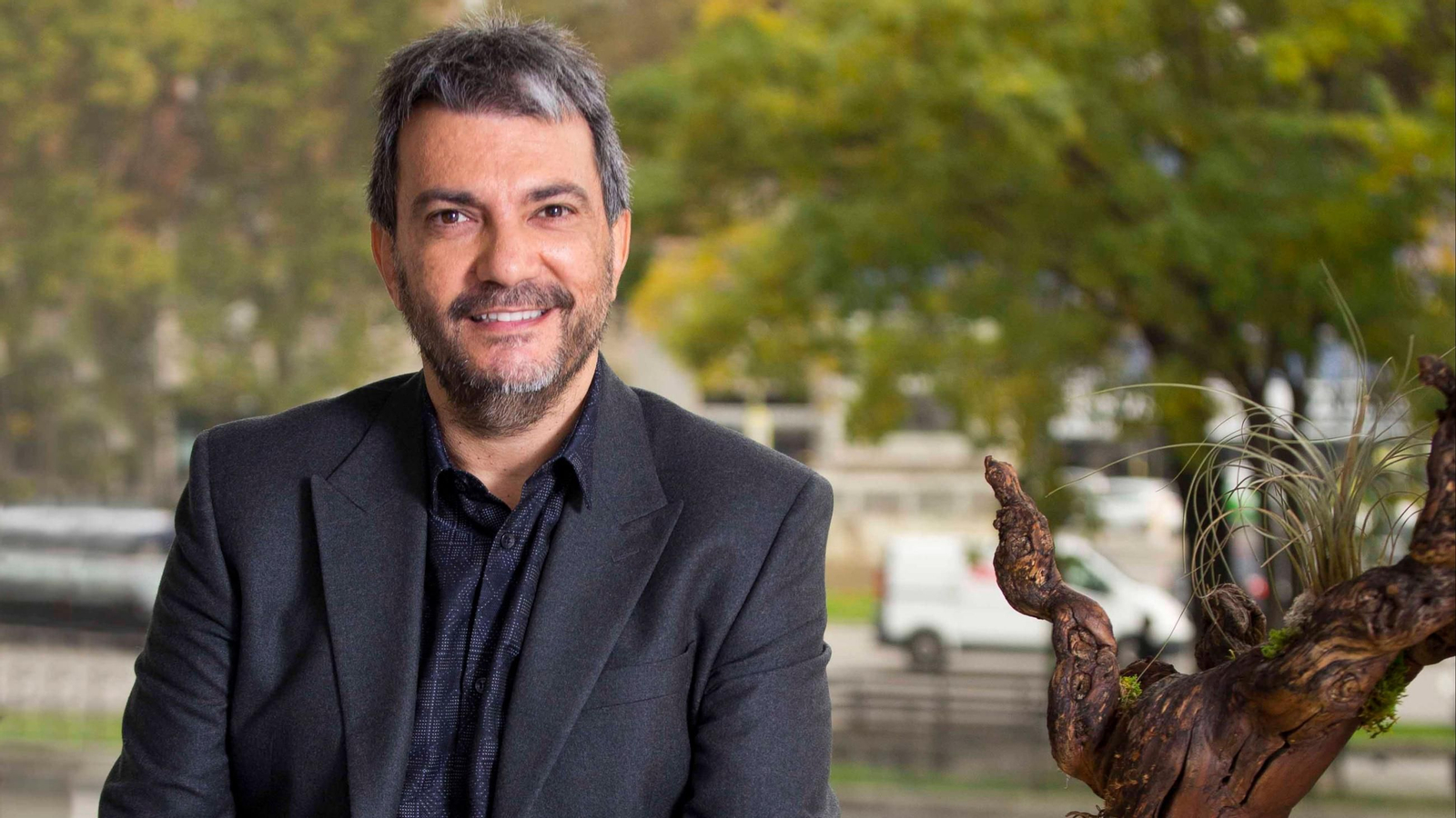 ¿Quién es Jamal Satli Iglesias y cómo ha construido un imperio turístico desde cero?