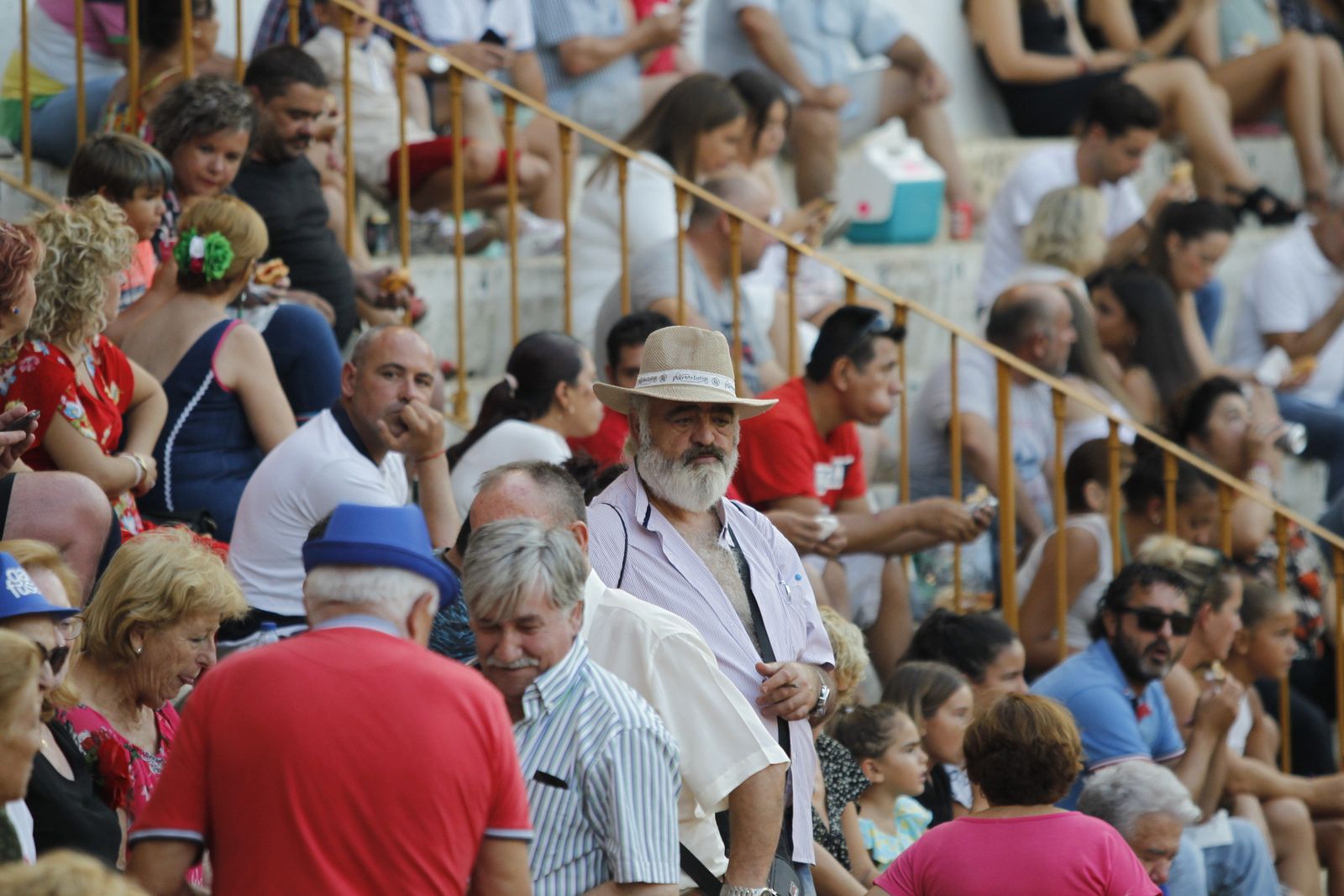 Fotogalería novillada Escuela Taurina de Almería. Feria de Almería 2019