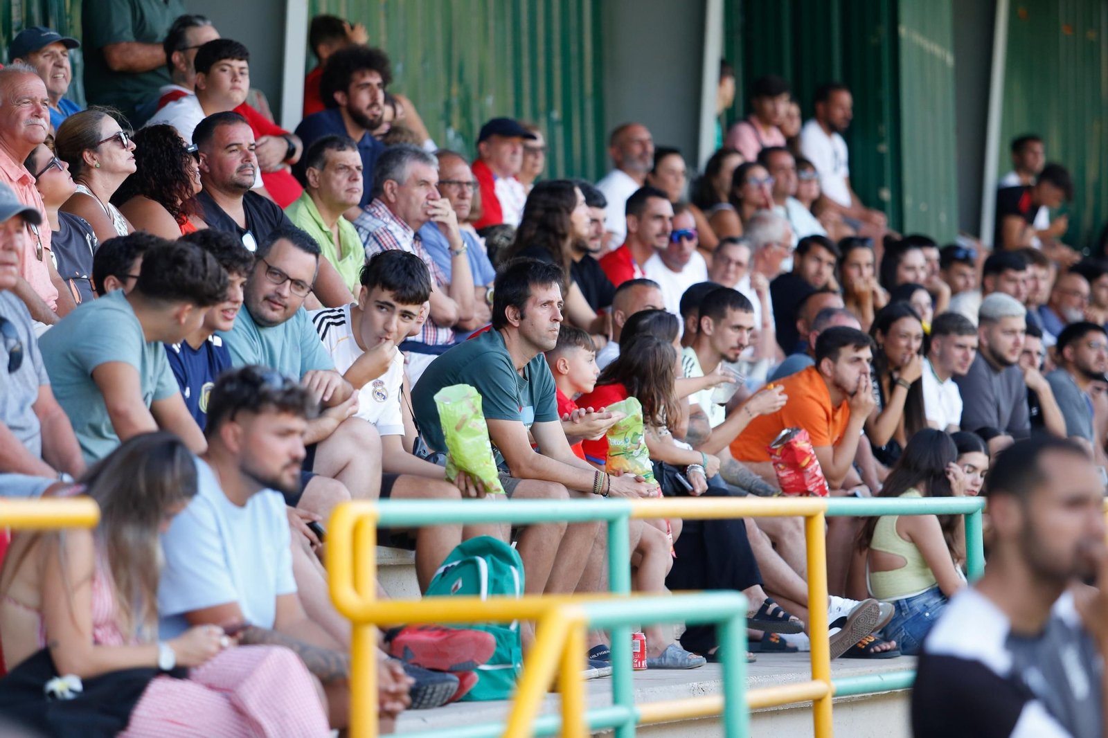 Las fotos del triangular en el estadio Carlos Piña de Los Barrios con el Algeciras CF y el Ceuta B