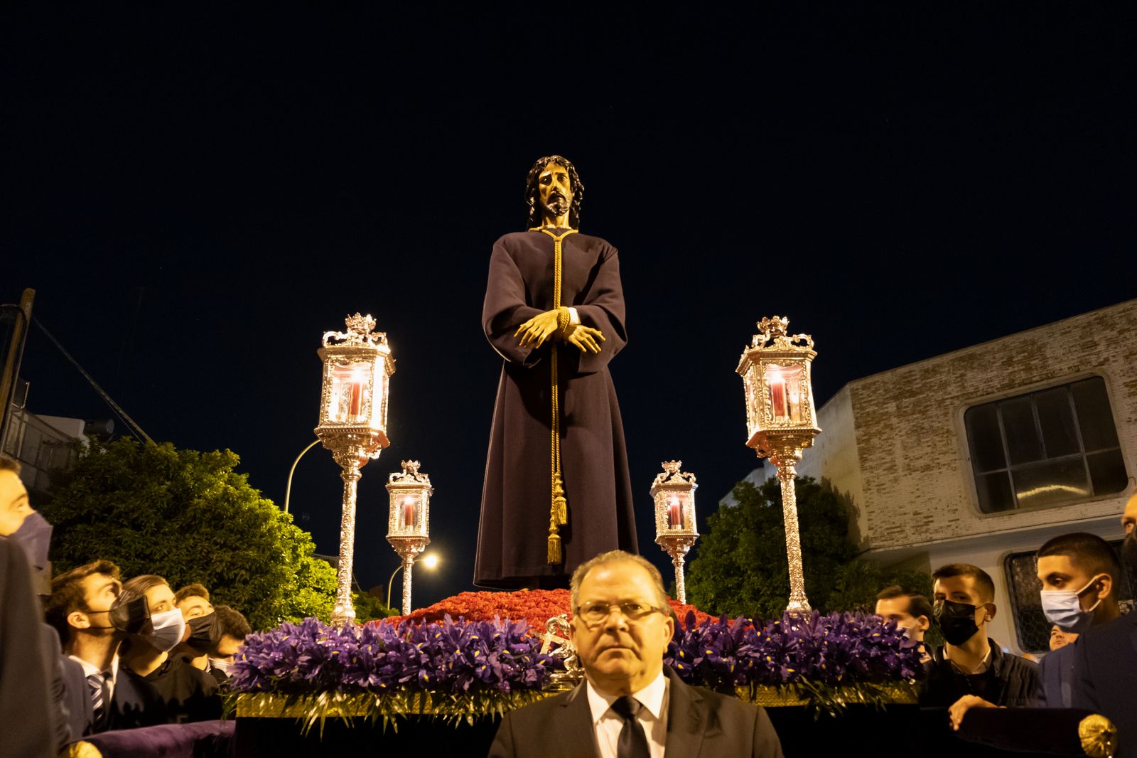 El vía crucis del Cautivo de Santa Genoveva, en imágenes