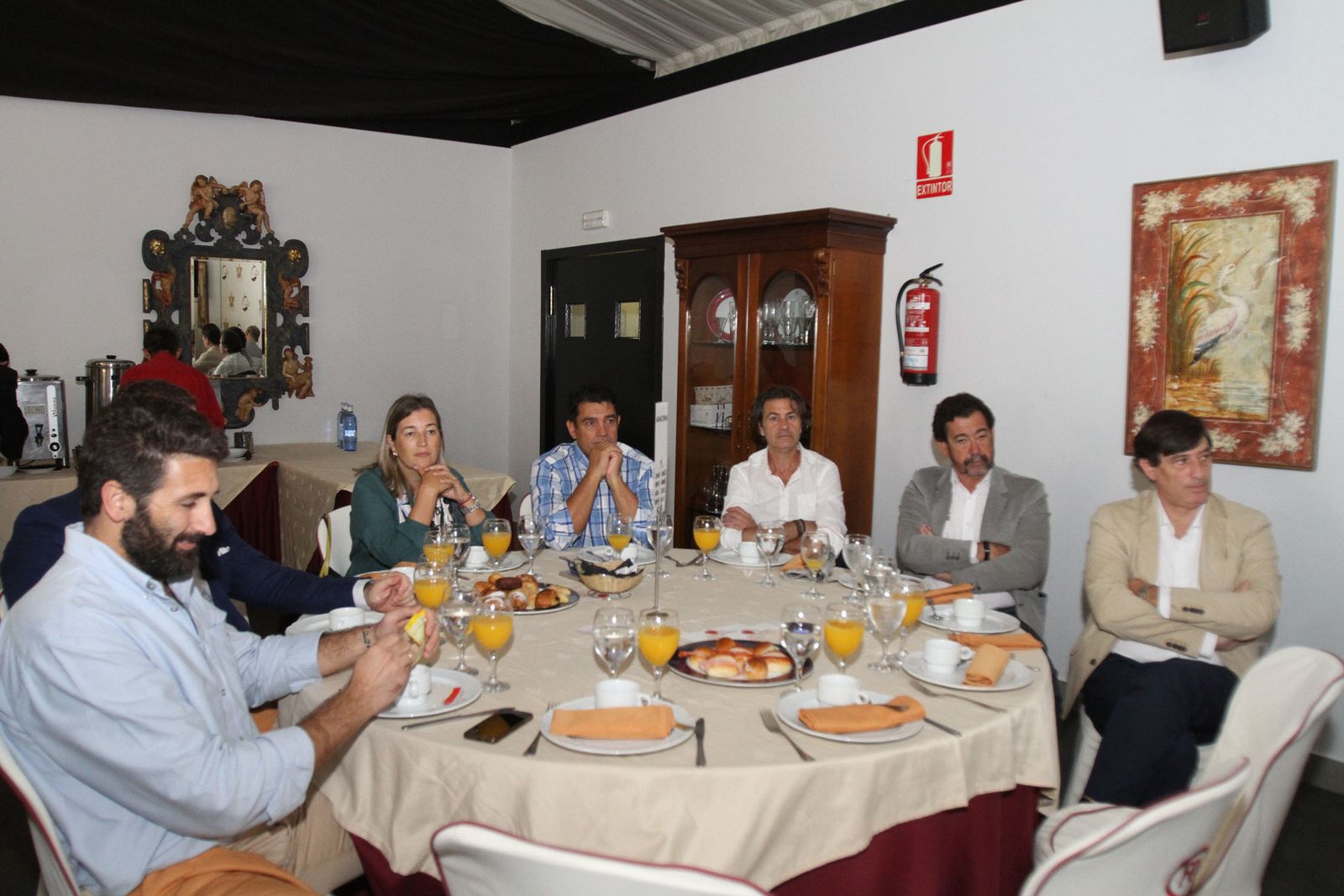 Imágenes del Desayuno Informativo del Grupo Joly con Javier Targhetta