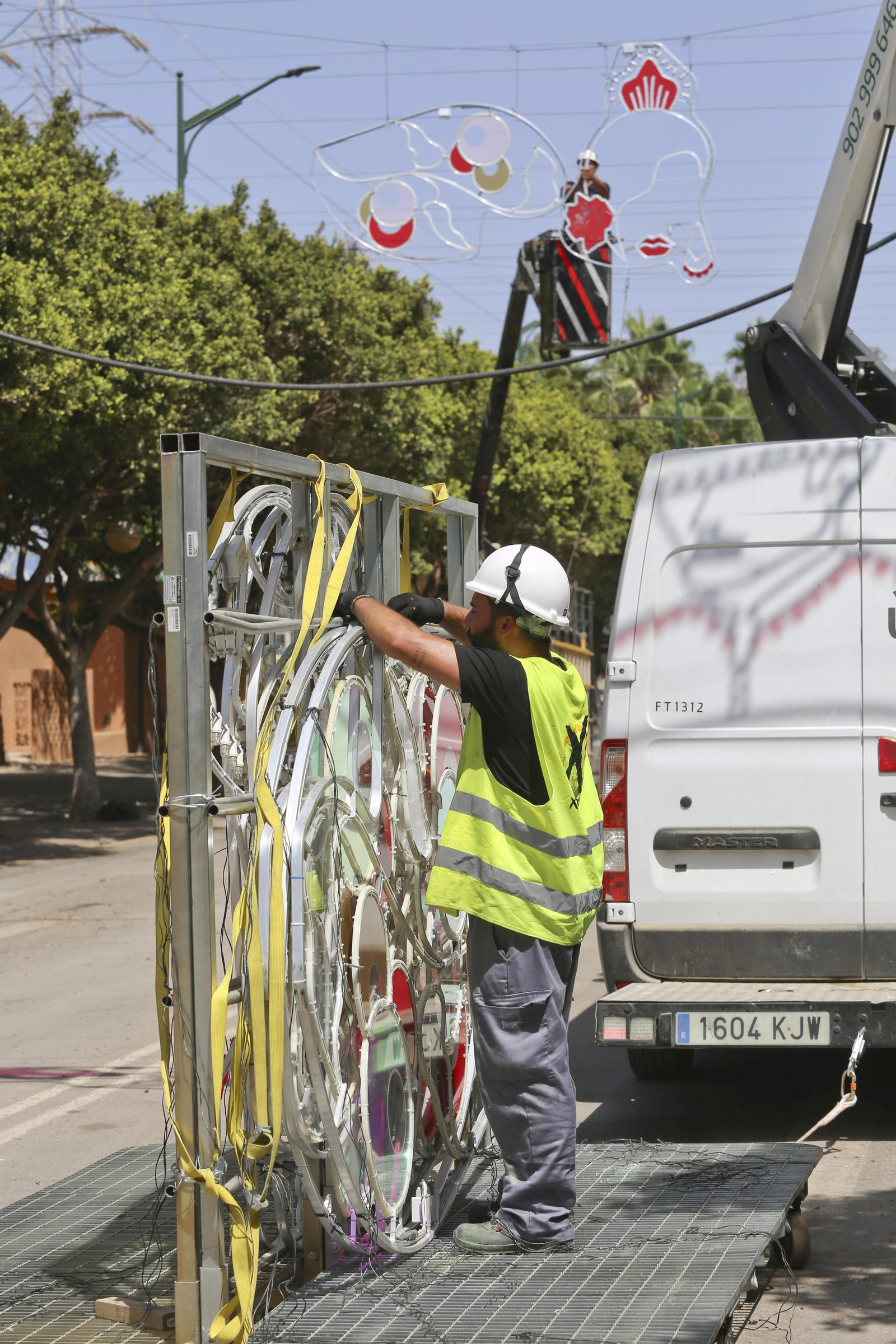 Cuenta atrás para la Feria de Málaga en el Real (fotos)