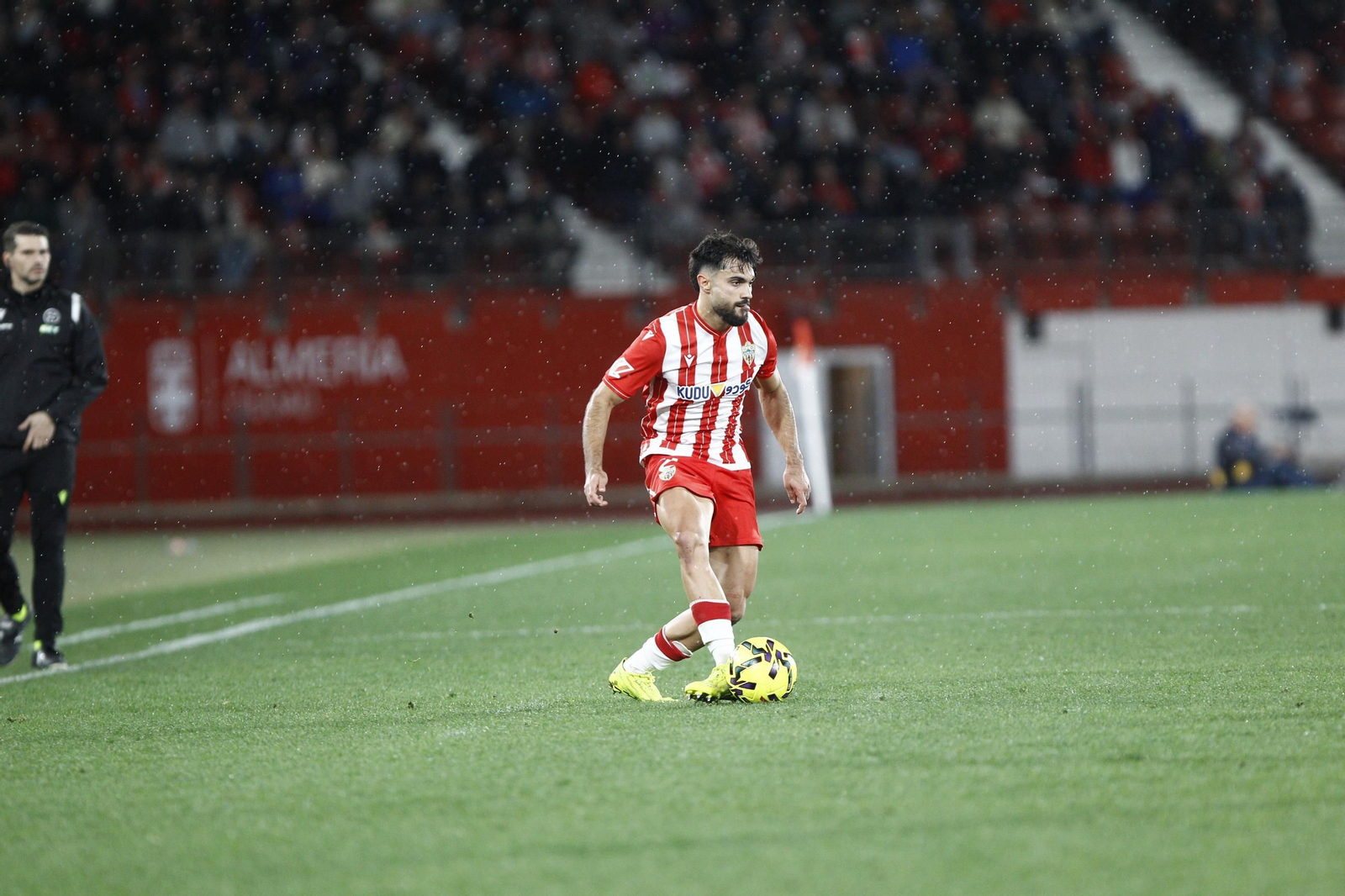 Las fotos del partido de fútbol U.D. Almería-Real Burgos