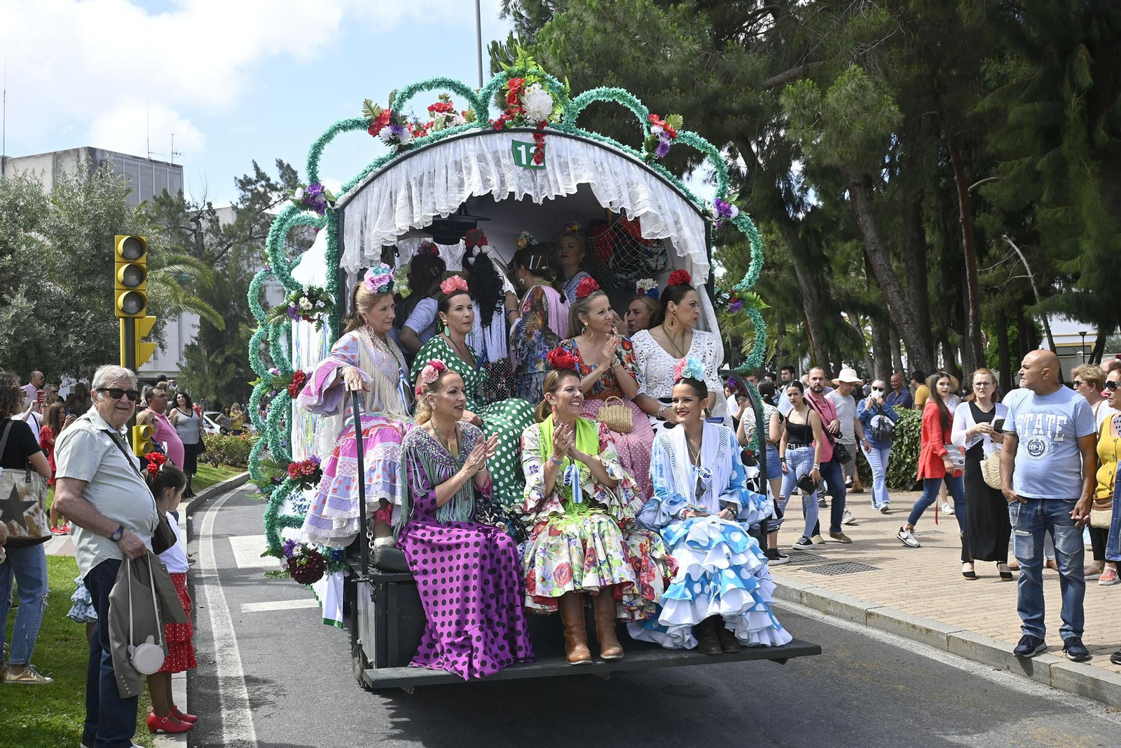 Todos los rocieros de la comitiva de la Hermandad de Huelva, en imágenes