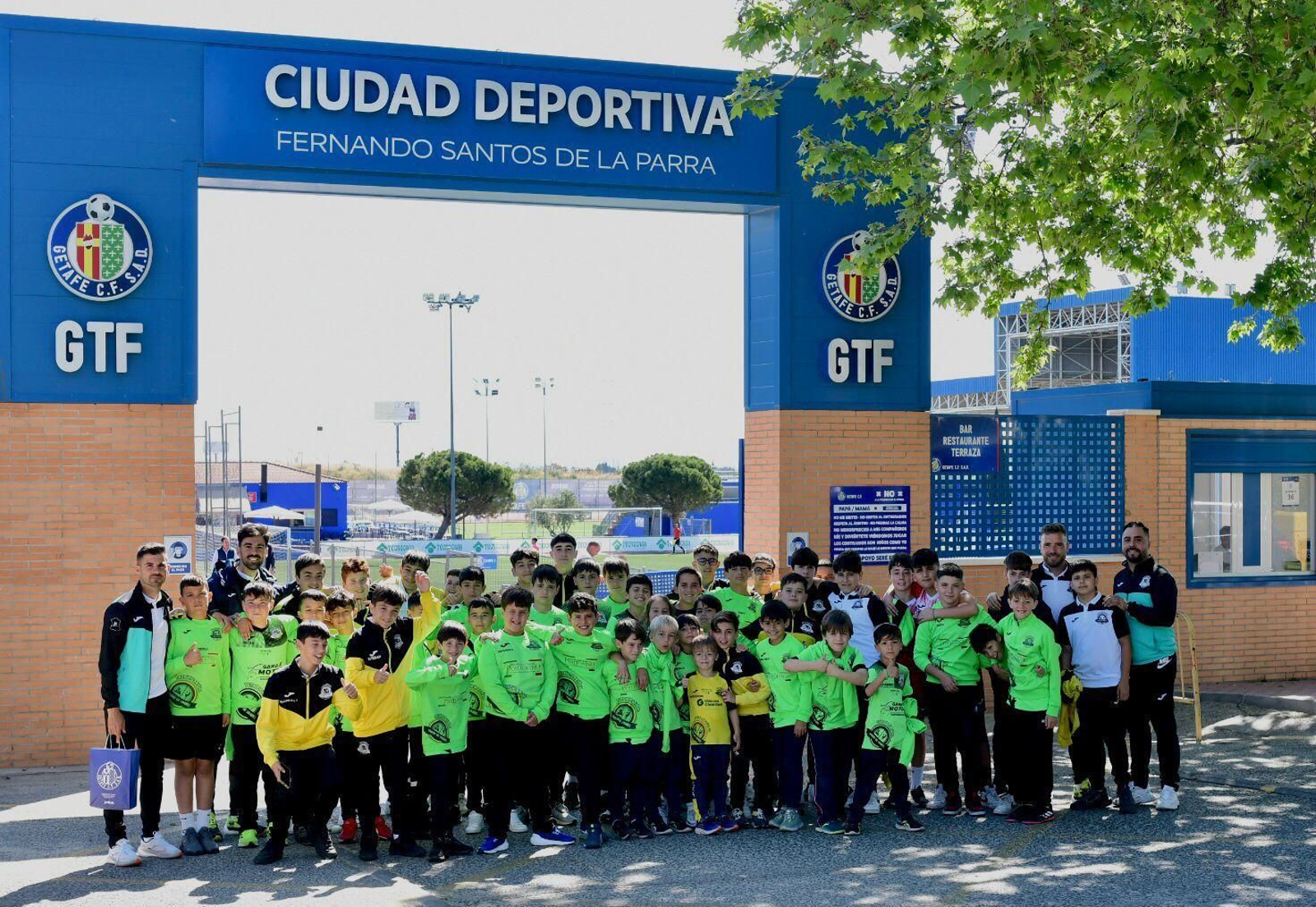 CF Ciudad de Linares, escuela de fútbol, valores y formación, en imágenes