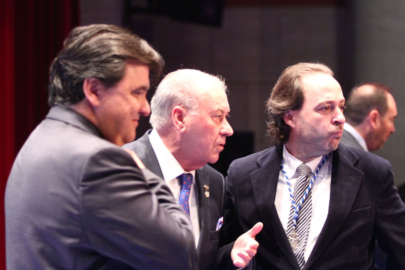 Imágenes de la entrega de las medallas de Huelva