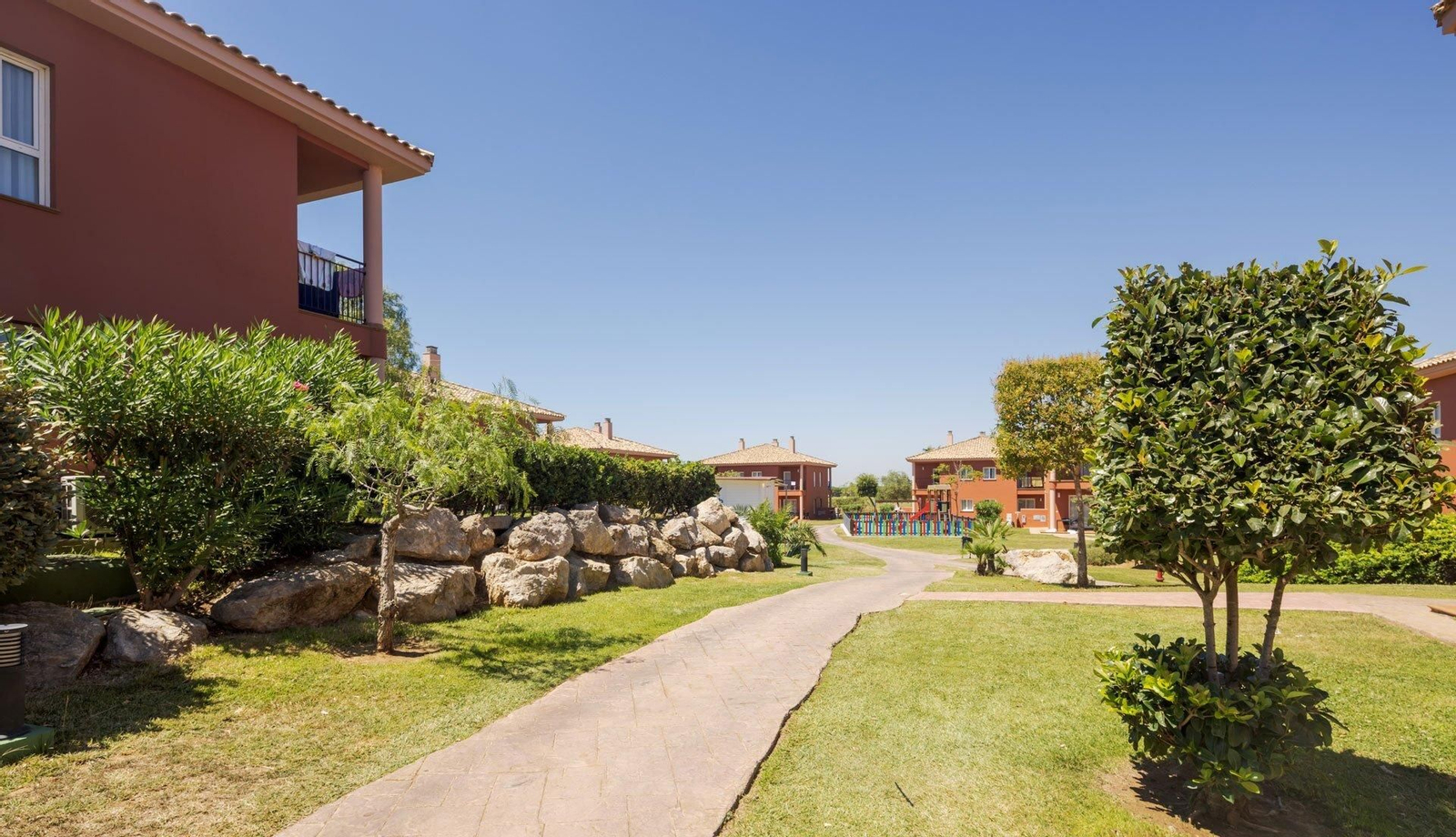 Así son los hoteles que la cadean Ilunion, de la ONCE, tiene en la provincia de Cádiz.