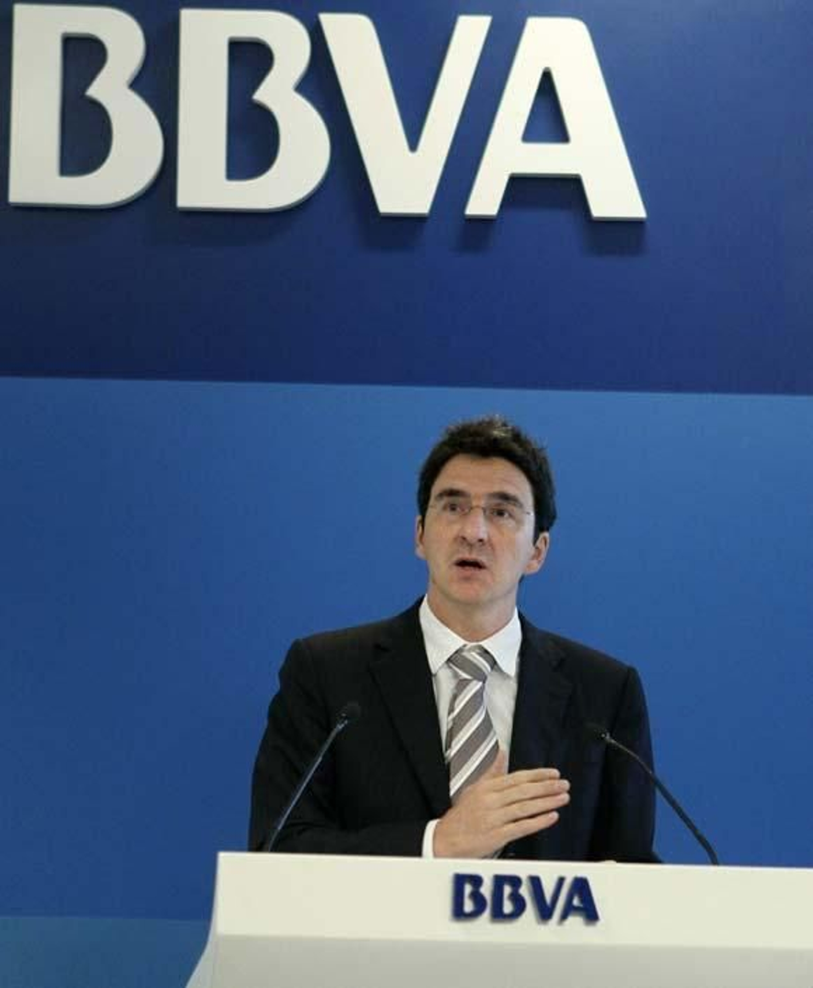 El BBVA alerta de una nueva recesión por el aumento de los riesgos