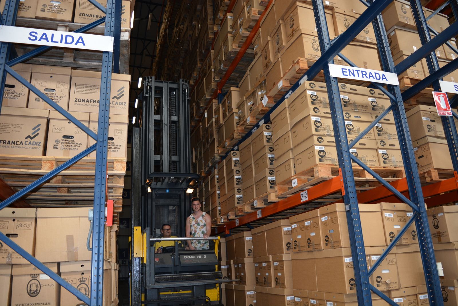 Uno de los pasillos de la actual sede del SDA de Zona Franca