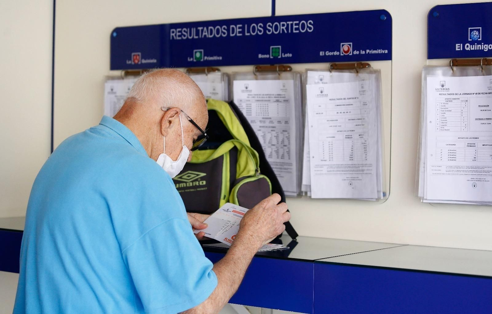 Desescalada en Málaga: Vuelven las terrazas a Rincón de la Victoria