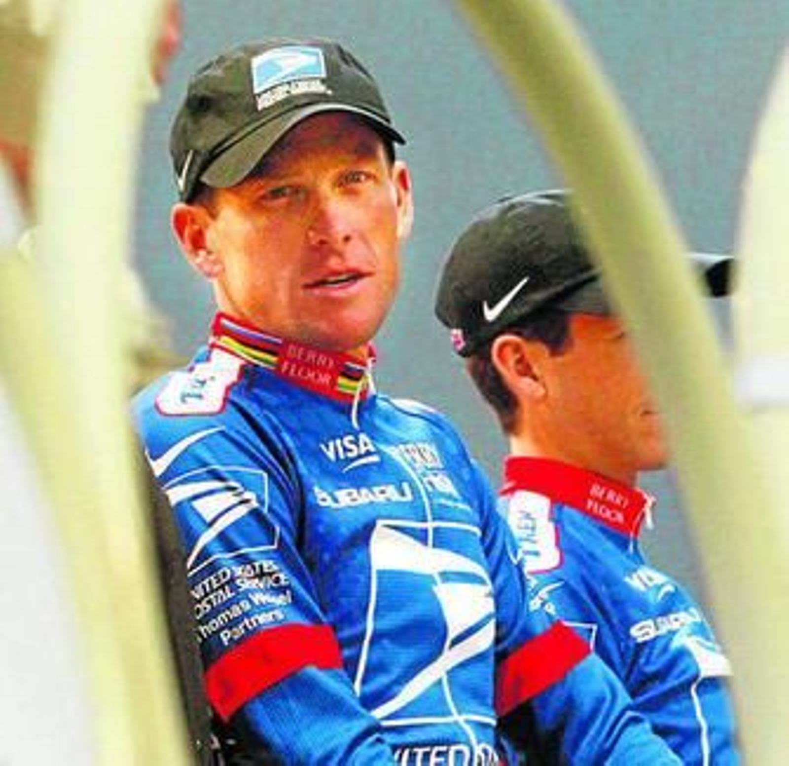 Armstrong posa con el US Postal antes del Tour de 2003.