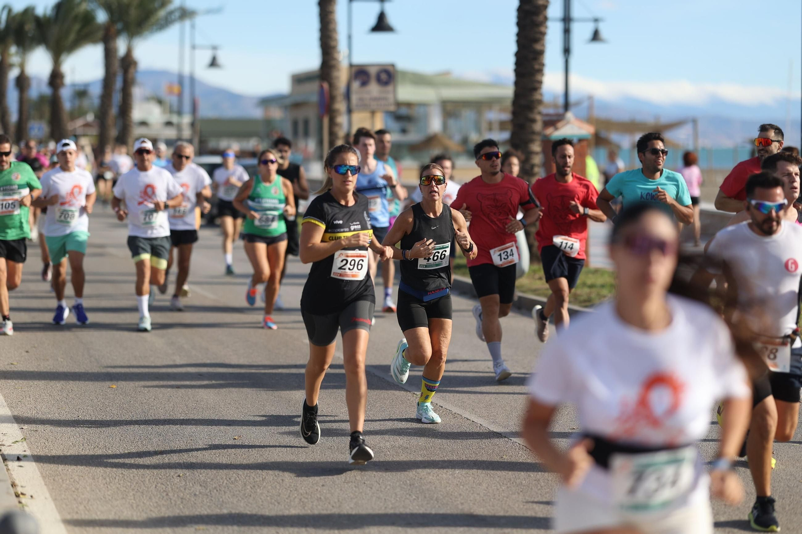Las fotos de la Carrera Solidaria No Más Suicidios en Torremolinos