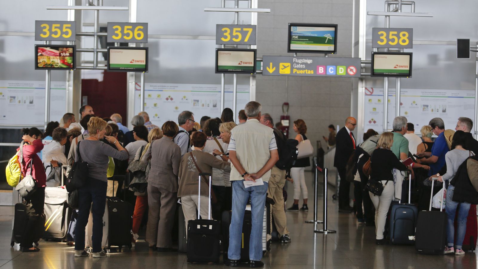 Pasajeros en la terminal 3.